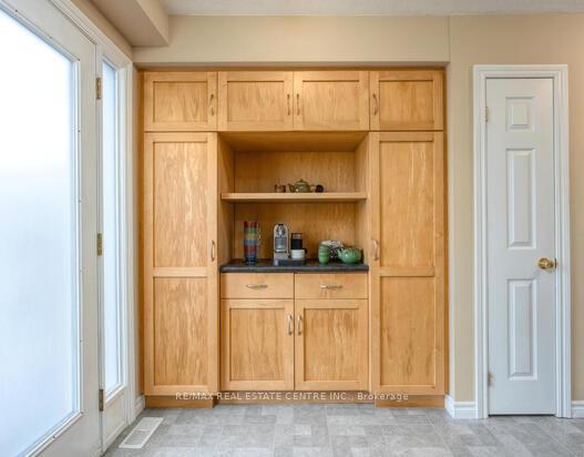 Photo 18 of 549 Victoria Road N, Guelph, Victoria North — HOMEH