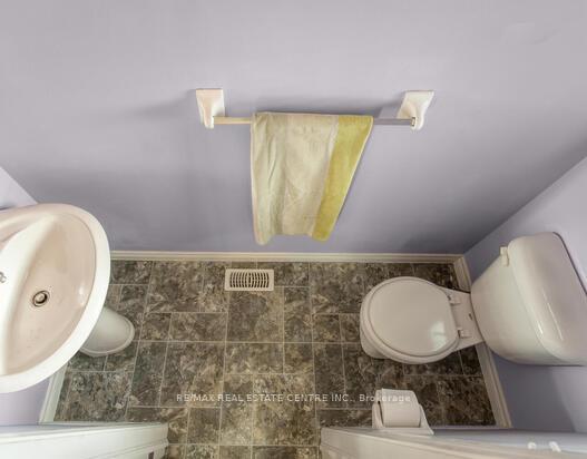 Photo 19 of 549 Victoria Road N, Guelph, Victoria North — HOMEH
