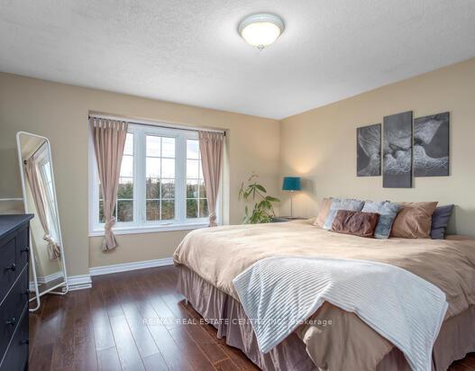 Photo 22 of 549 Victoria Road N, Guelph, Victoria North — HOMEH
