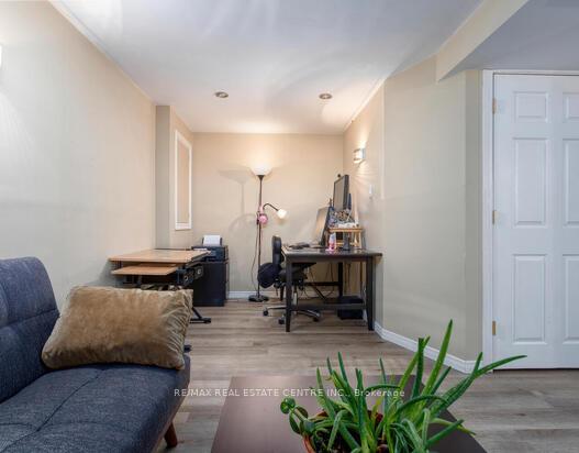 Photo 37 of 549 Victoria Road N, Guelph, Victoria North — HOMEH
