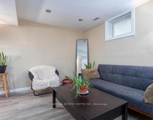 Photo 38 of 549 Victoria Road N, Guelph, Victoria North — HOMEH