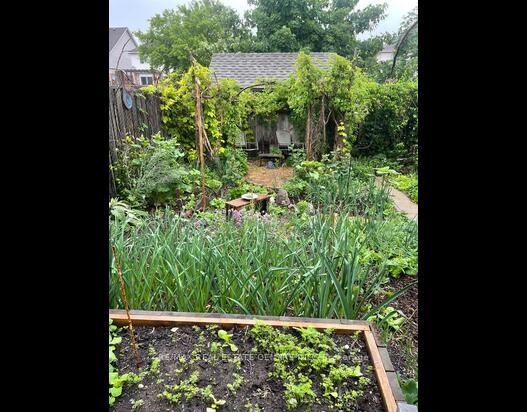 Photo 46 of 549 Victoria Road N, Guelph, Victoria North — HOMEH
