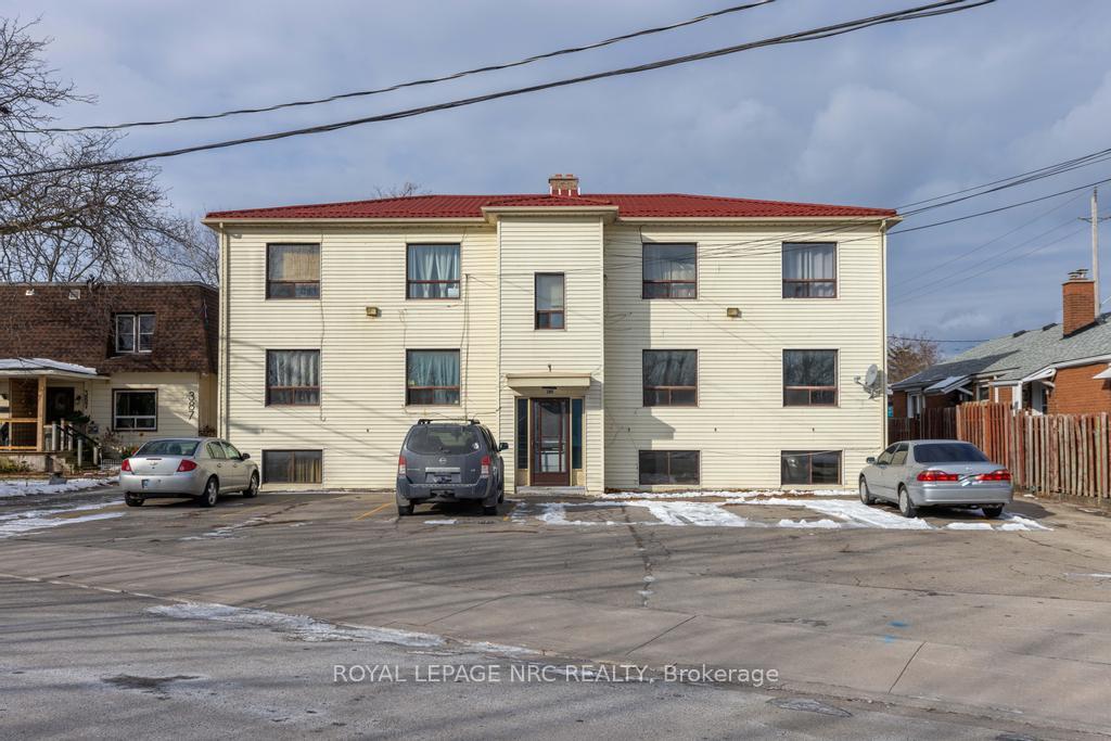 Photo 17 of Unit Unit 3, 389 Elizabeth Street, Grimsby, Grimsby Beach — HOMEH