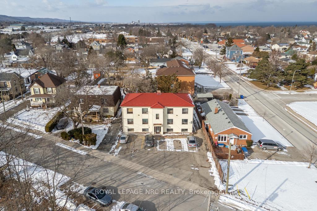 Photo 20 of Unit Unit 3, 389 Elizabeth Street, Grimsby, Grimsby Beach — HOMEH