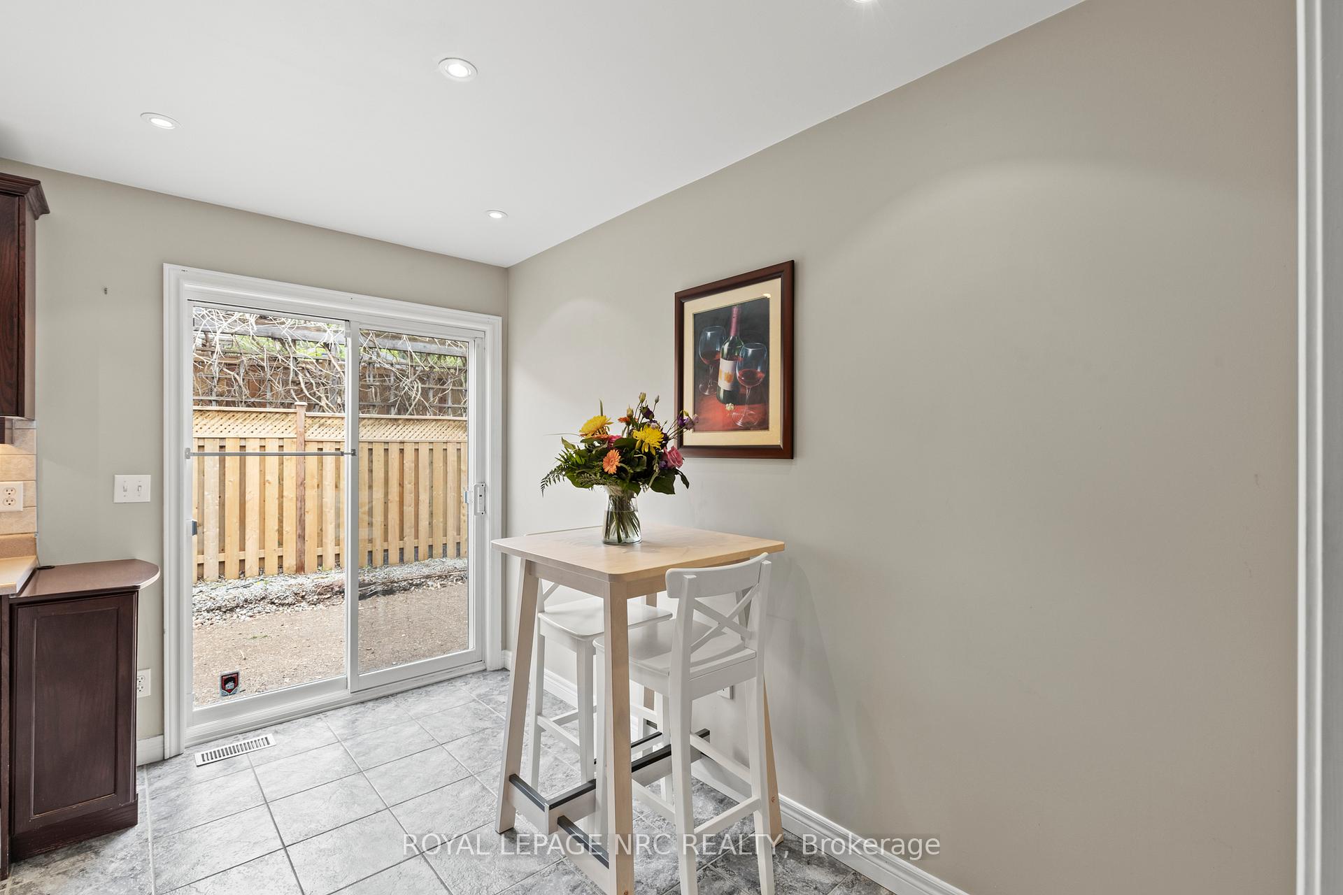 Photo 12 of 38 Baker Road S, Grimsby, Grimsby East — HOMEH