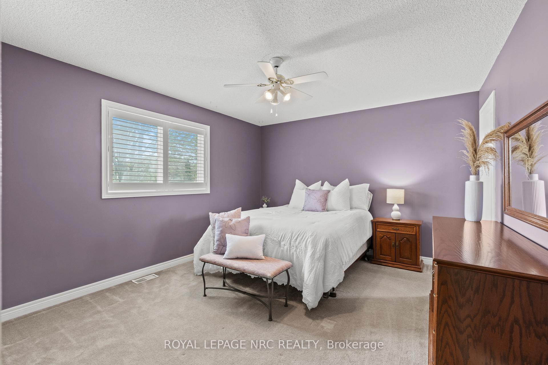Photo 13 of 38 Baker Road S, Grimsby, Grimsby East — HOMEH