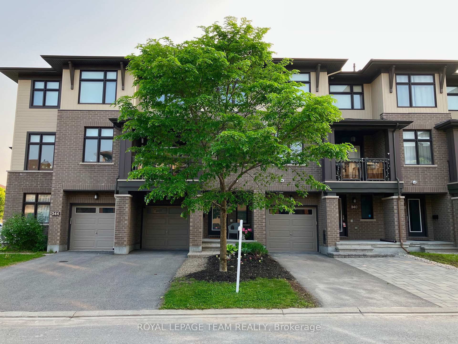 Front of 342 Twinflower Way