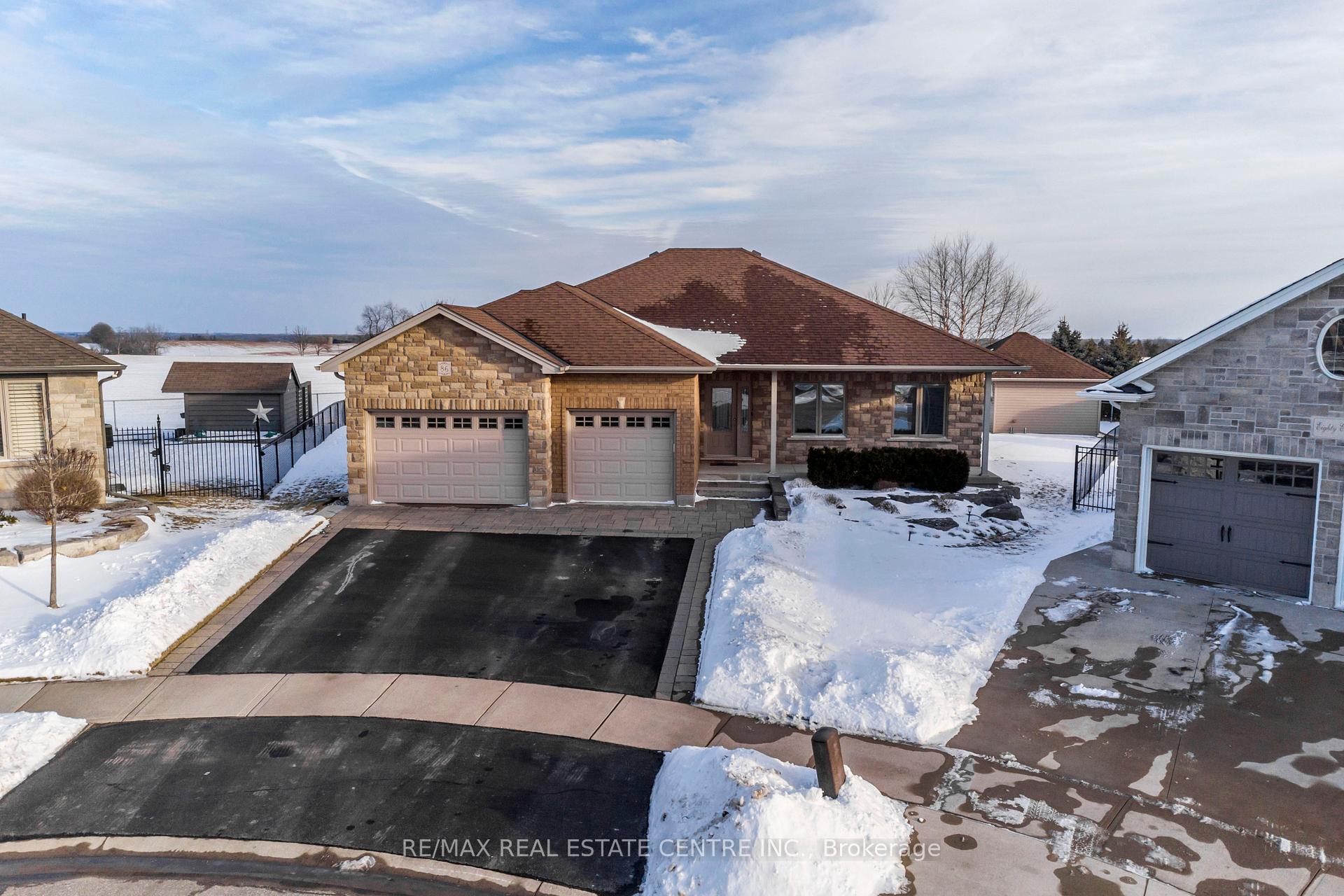 Front of 86 Willits Crescent