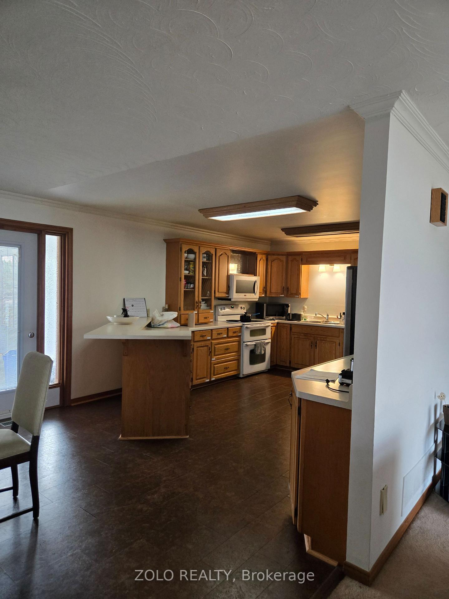 Photo 3 of Unit Upper, 36 Patterson Road, Barrie, Ardagh — HOMEH
