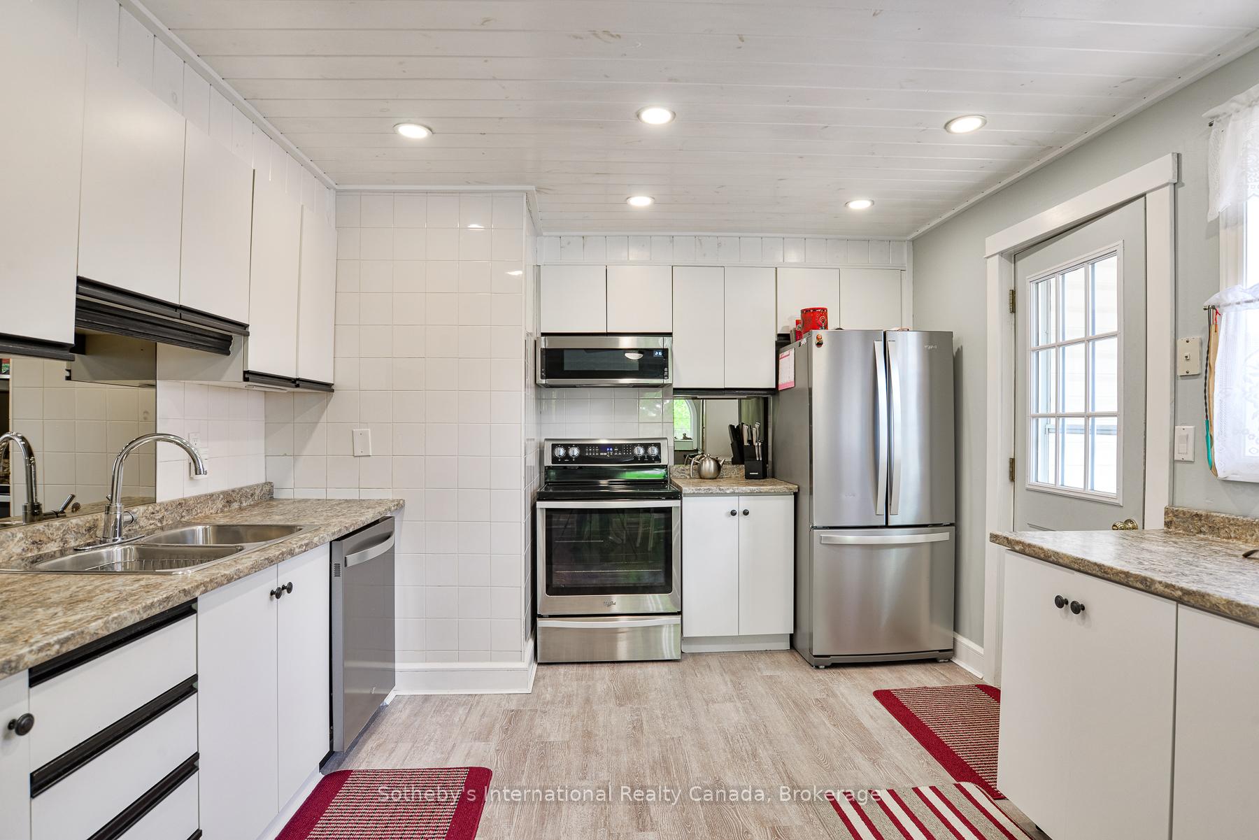 Photo 6 of 154 Pratt Crescent, Gravenhurst, Muskoka (S) — HOMEH
