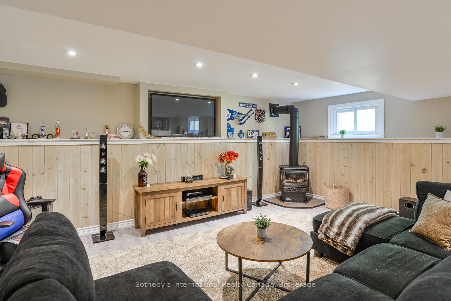 Photo 13 of 154 Pratt Crescent, Gravenhurst, Muskoka (S) — HOMEH