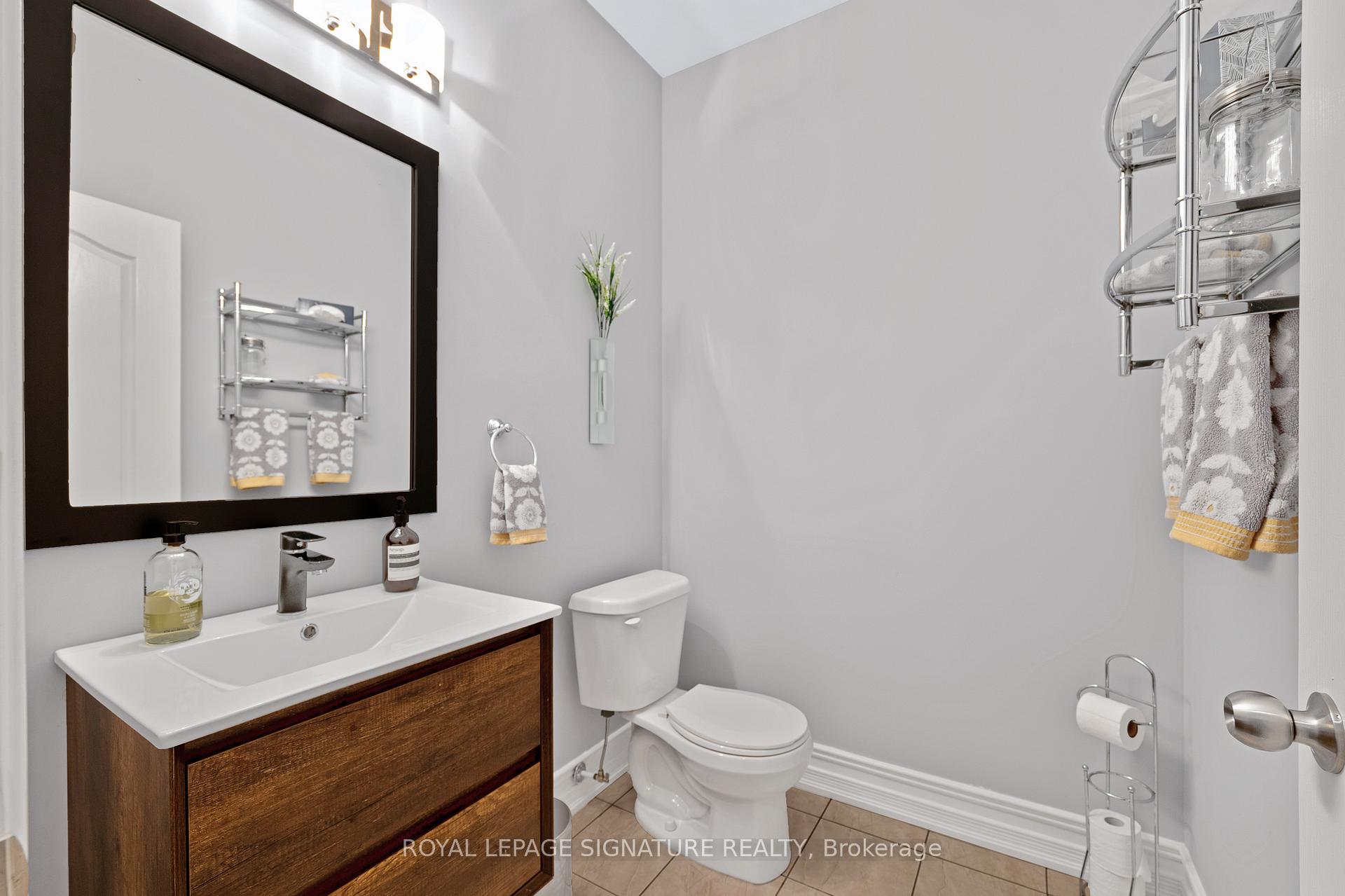 Photo 13 of 322 Lakebreeze Drive, Clarington, Newcastle — HOMEH