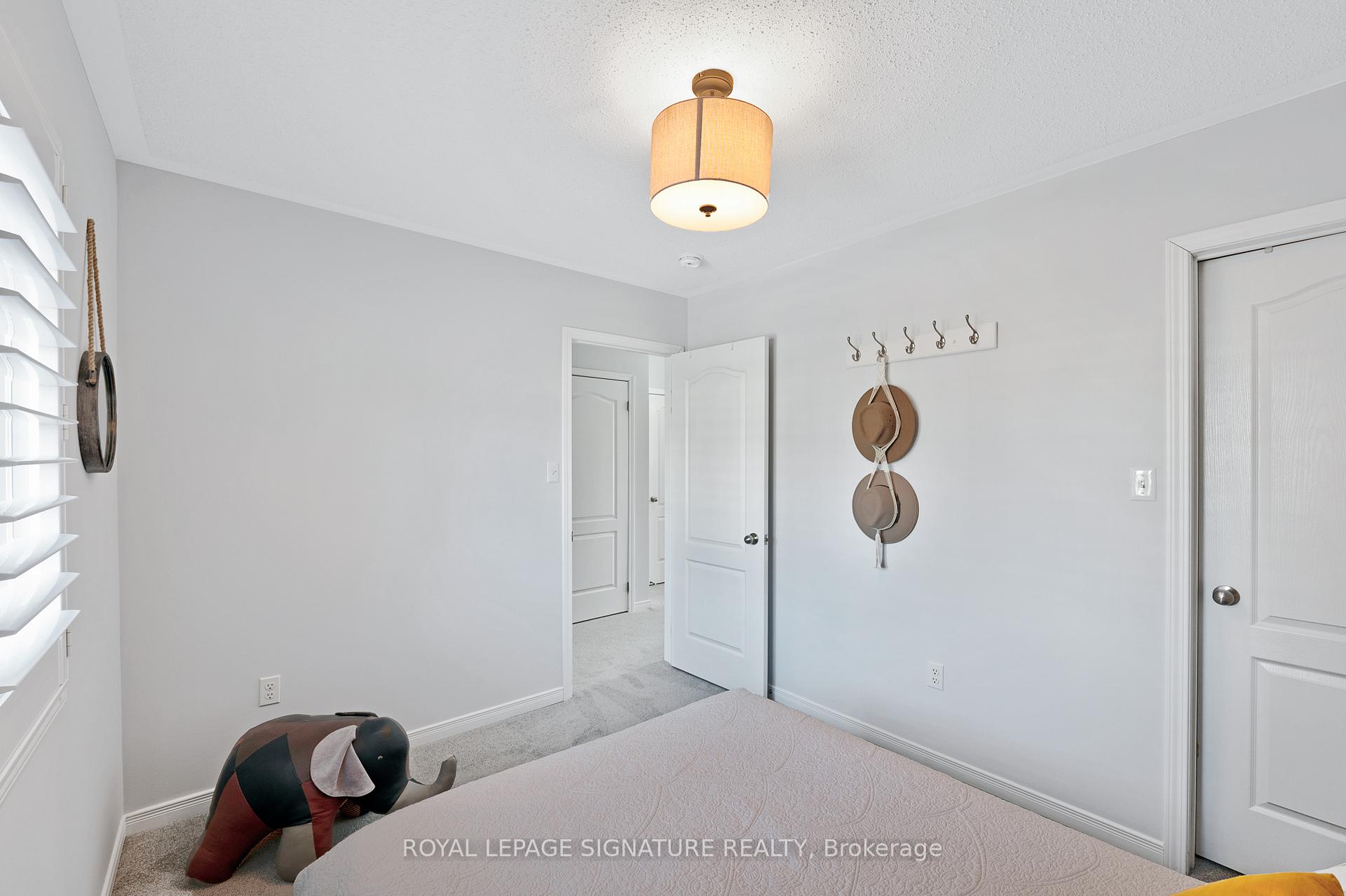 Photo 27 of 322 Lakebreeze Drive, Clarington, Newcastle — HOMEH
