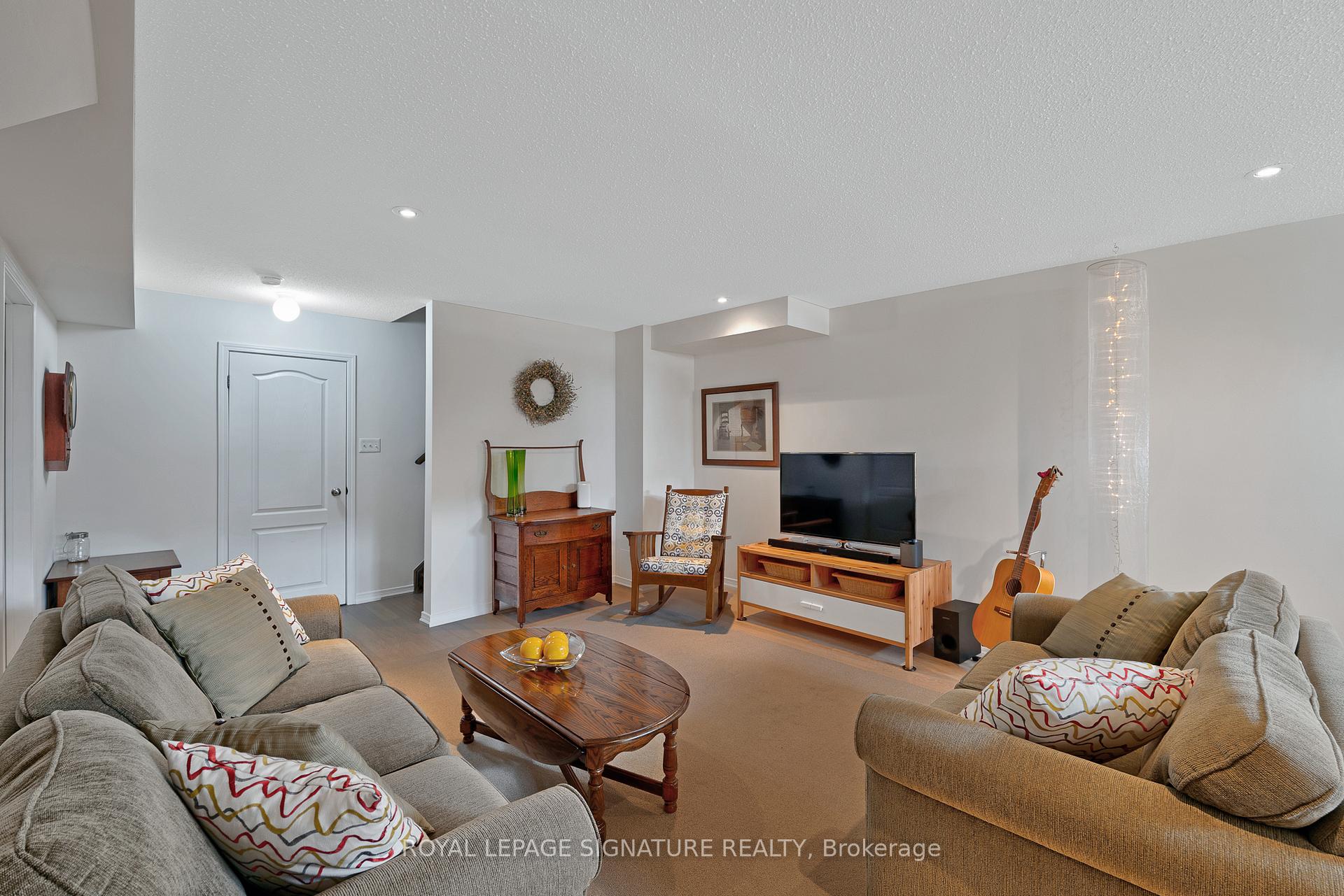 Photo 30 of 322 Lakebreeze Drive, Clarington, Newcastle — HOMEH