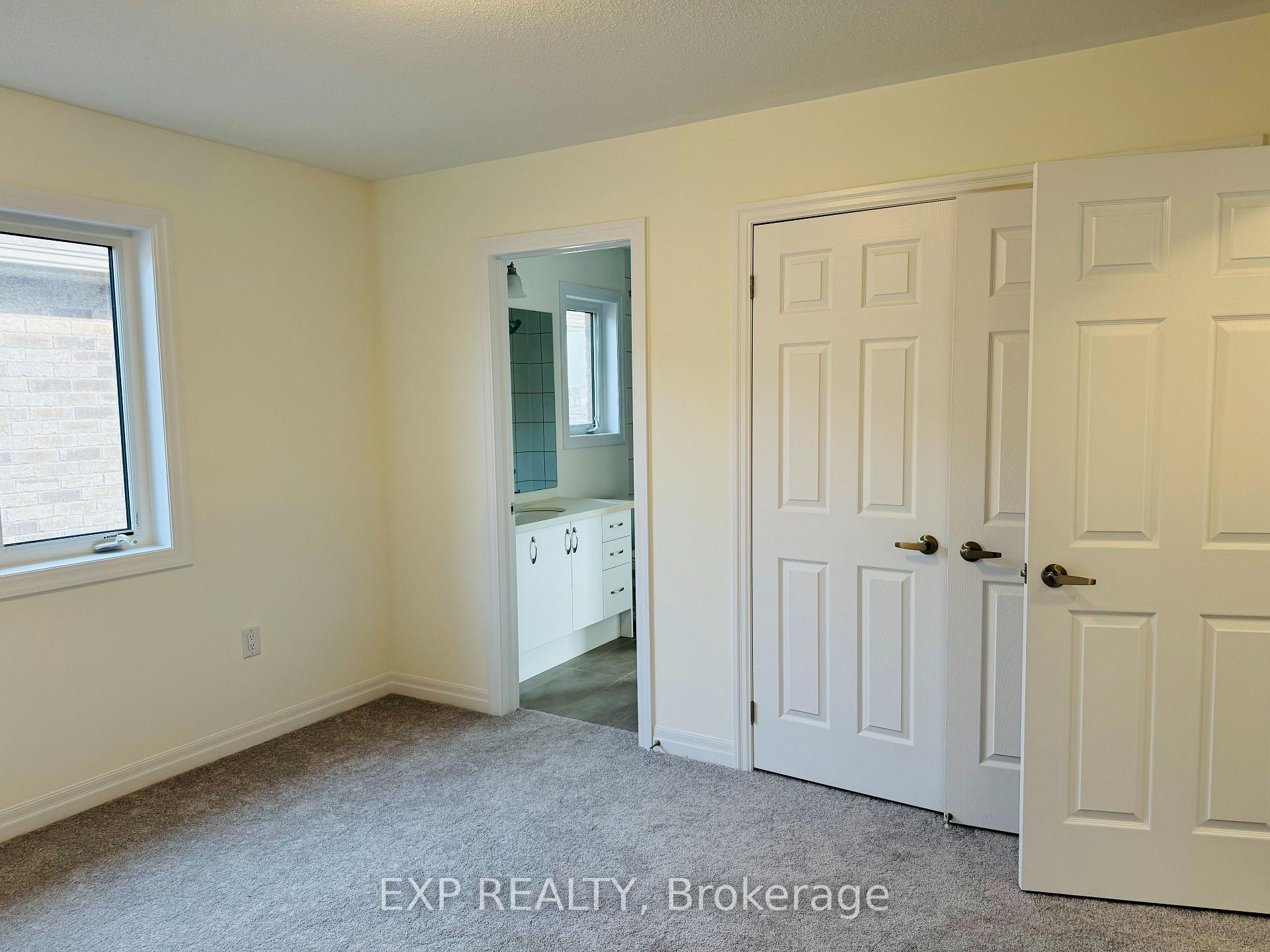 Photo 32 of 301 Quebec Street, Clearview, Stayner — HOMEH