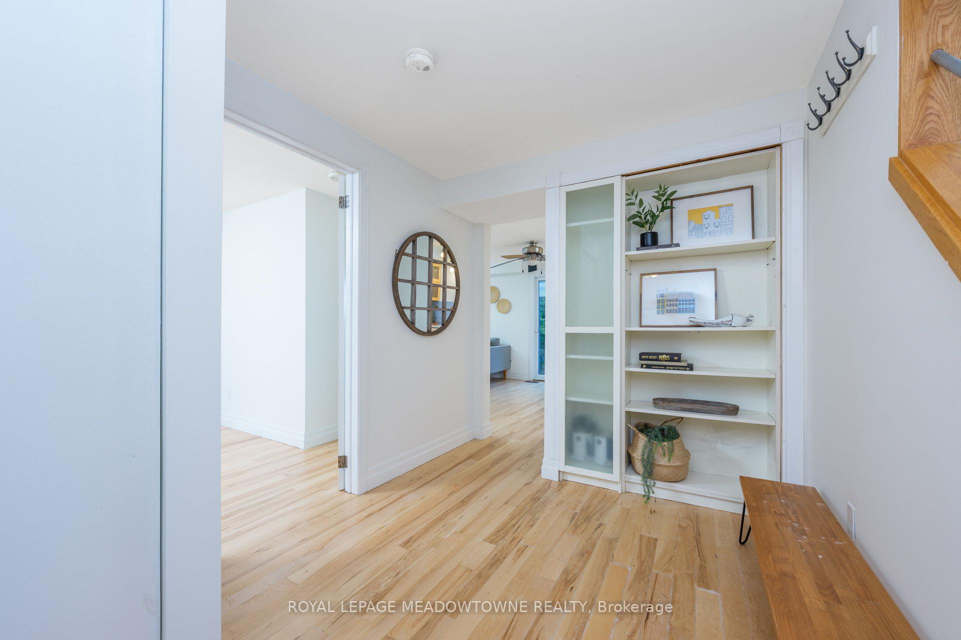 Photo 5 of 21 Briarlea Road, Guelph, Kortright West — HOMEH