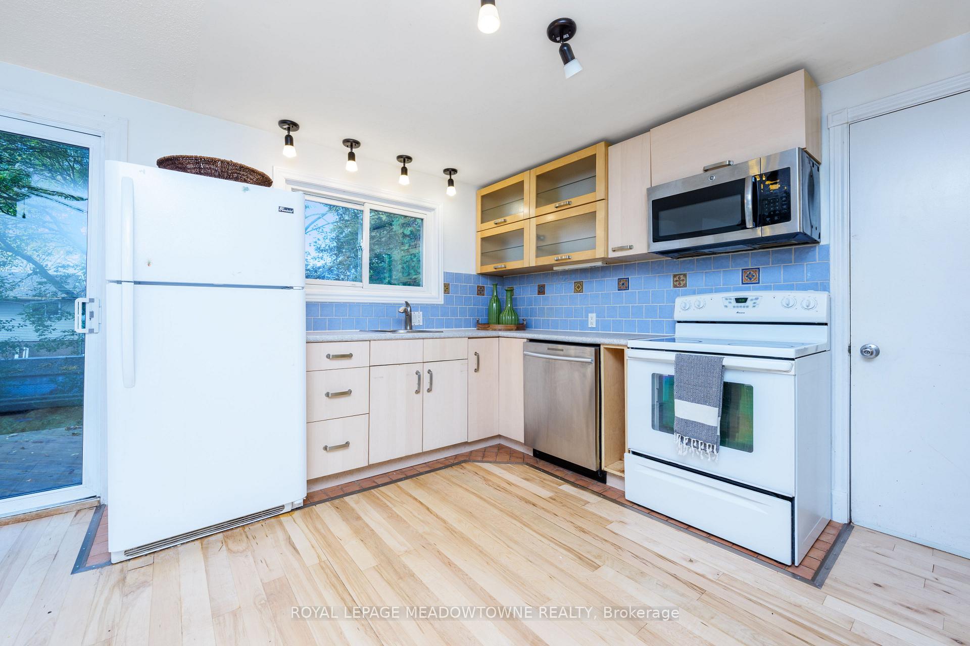 Photo 13 of 21 Briarlea Road, Guelph, Kortright West — HOMEH
