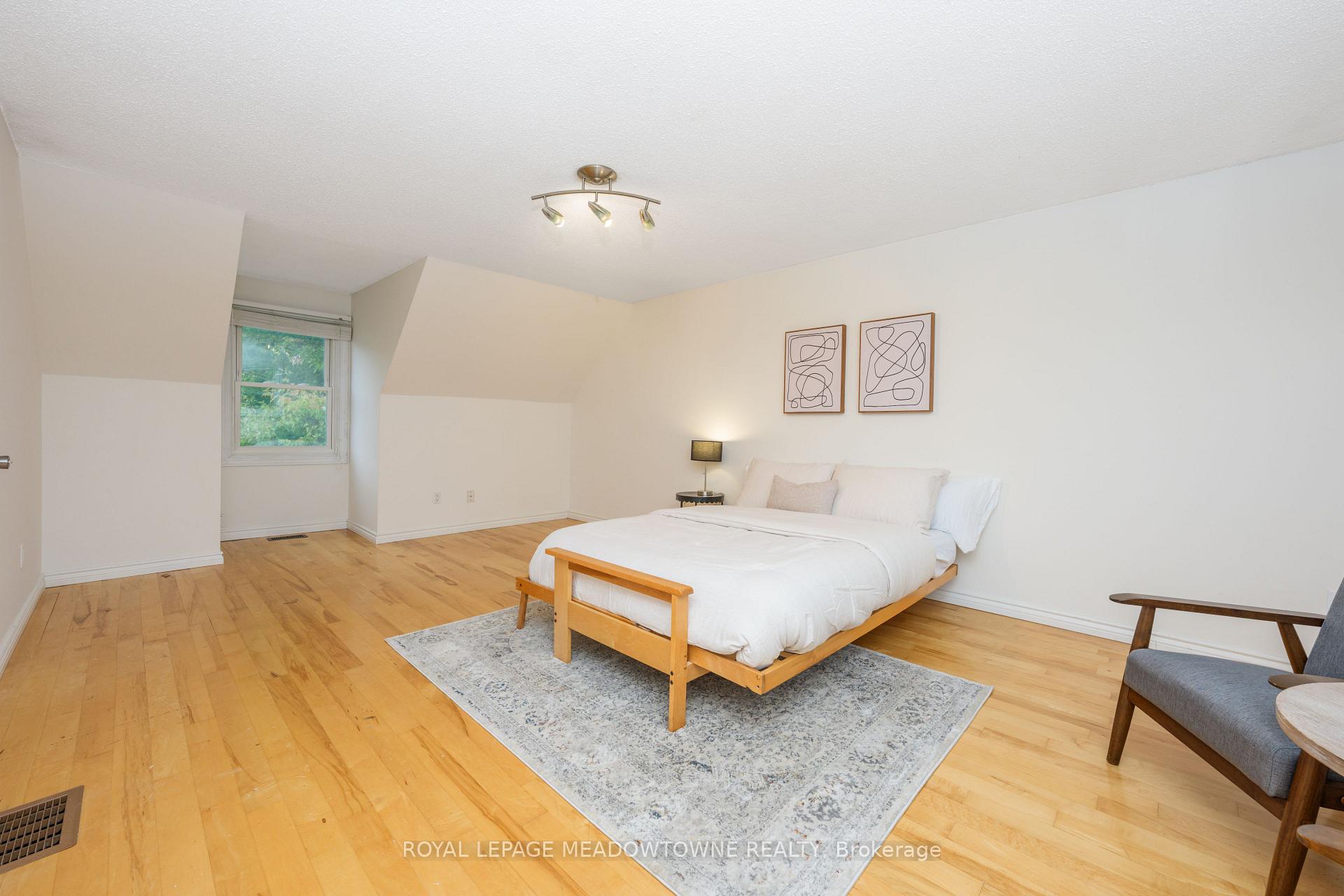 Photo 22 of 21 Briarlea Road, Guelph, Kortright West — HOMEH