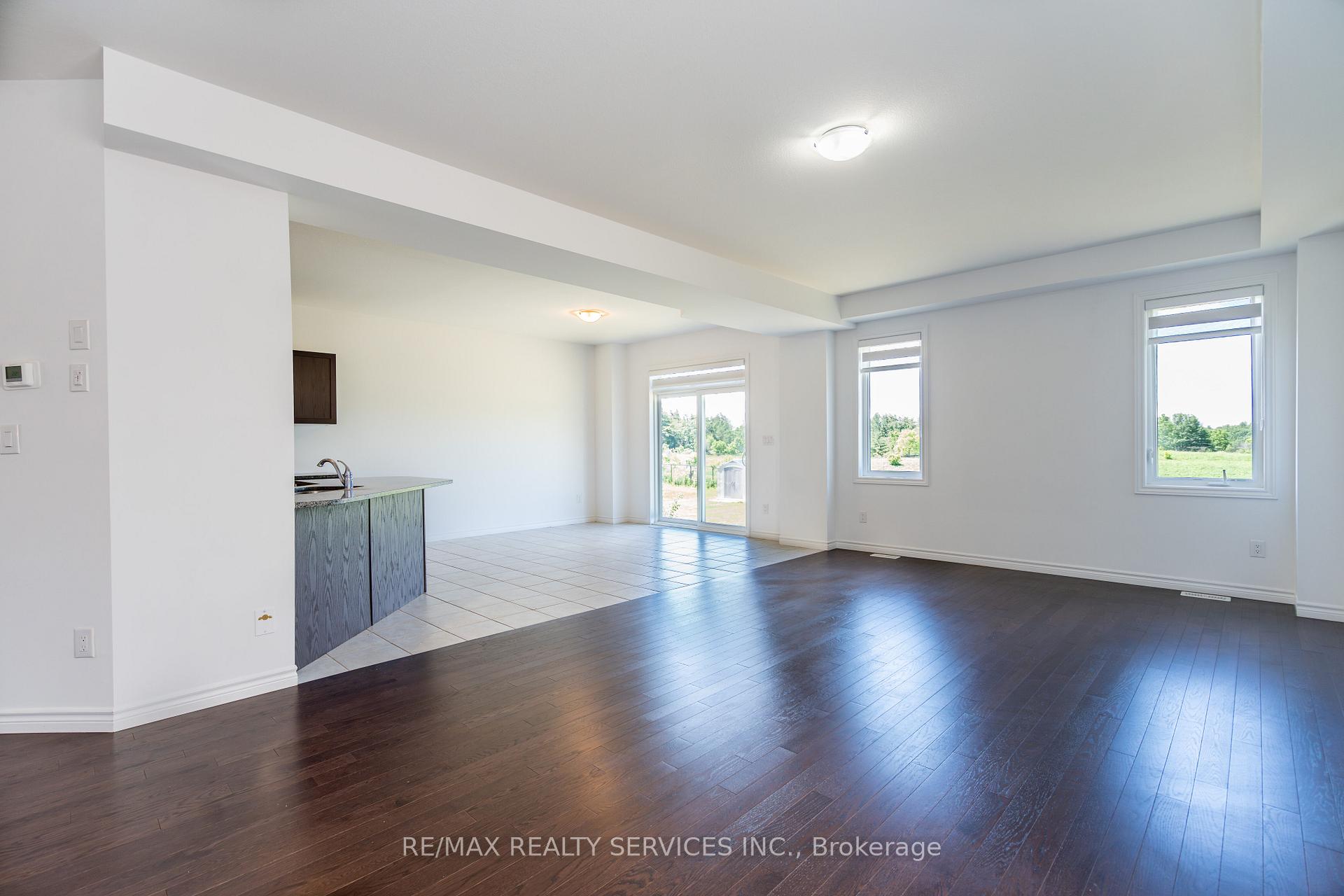 Photo 13 of 288 Freure Drive, Cambridge — HOMEH
