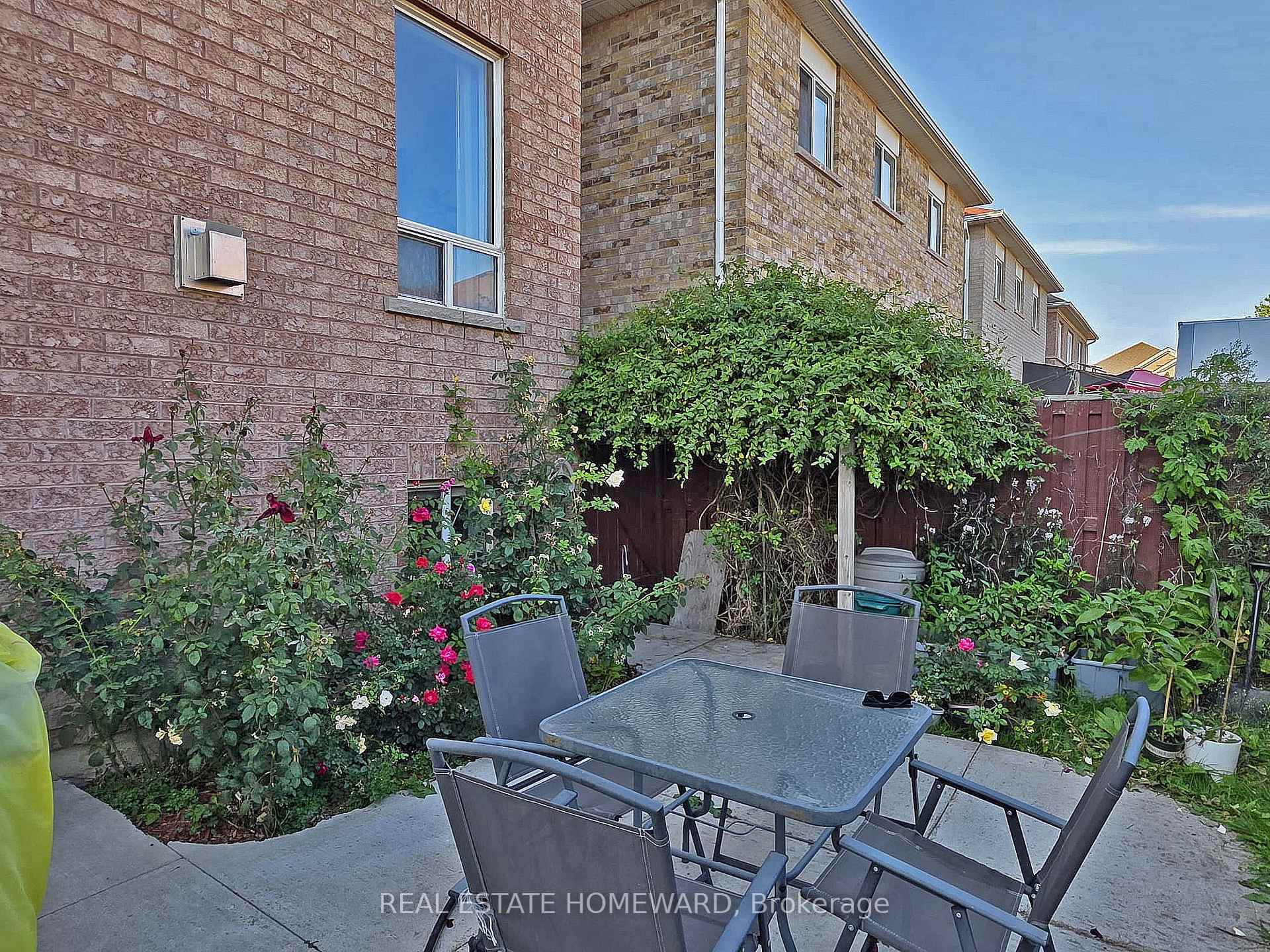Photo 38 of 23 Pathmaster Road, Brampton, Bram East — HOMEH
