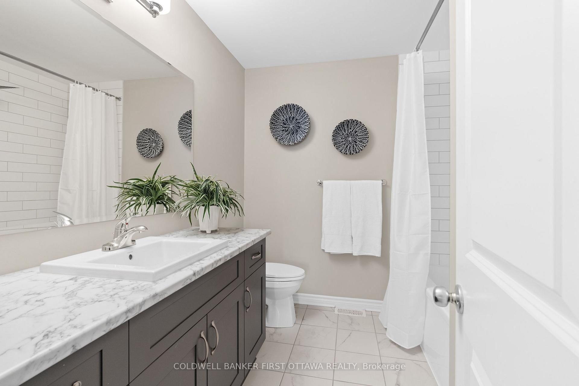 Photo 31 of 549 Labrador Crescent, Ottawa, Blossom Park/Kemp Park/Findlay Creek — HOMEH