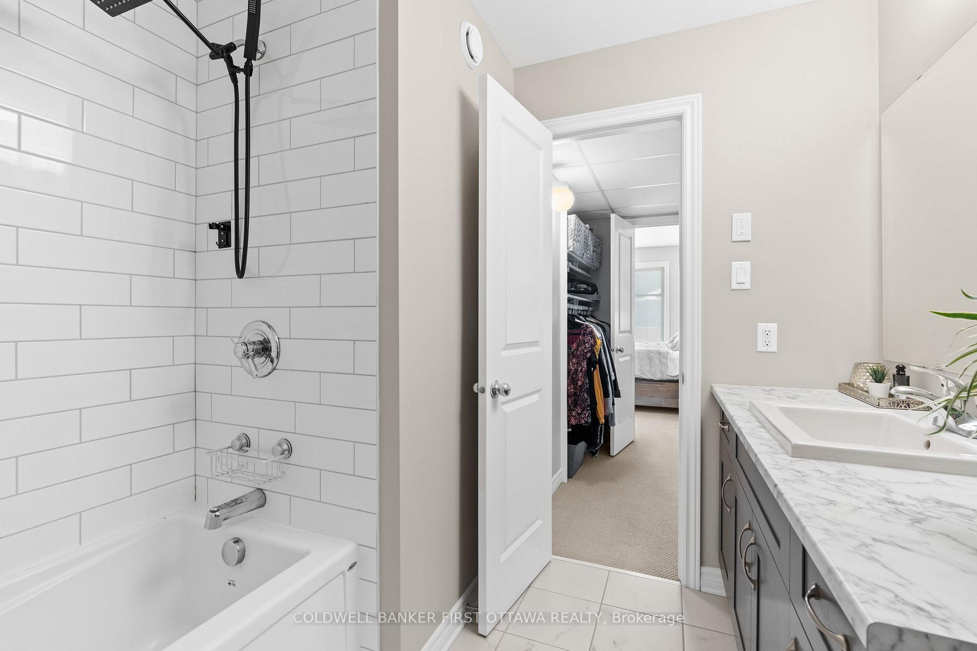 Photo 32 of 549 Labrador Crescent, Ottawa, Blossom Park/Kemp Park/Findlay Creek — HOMEH
