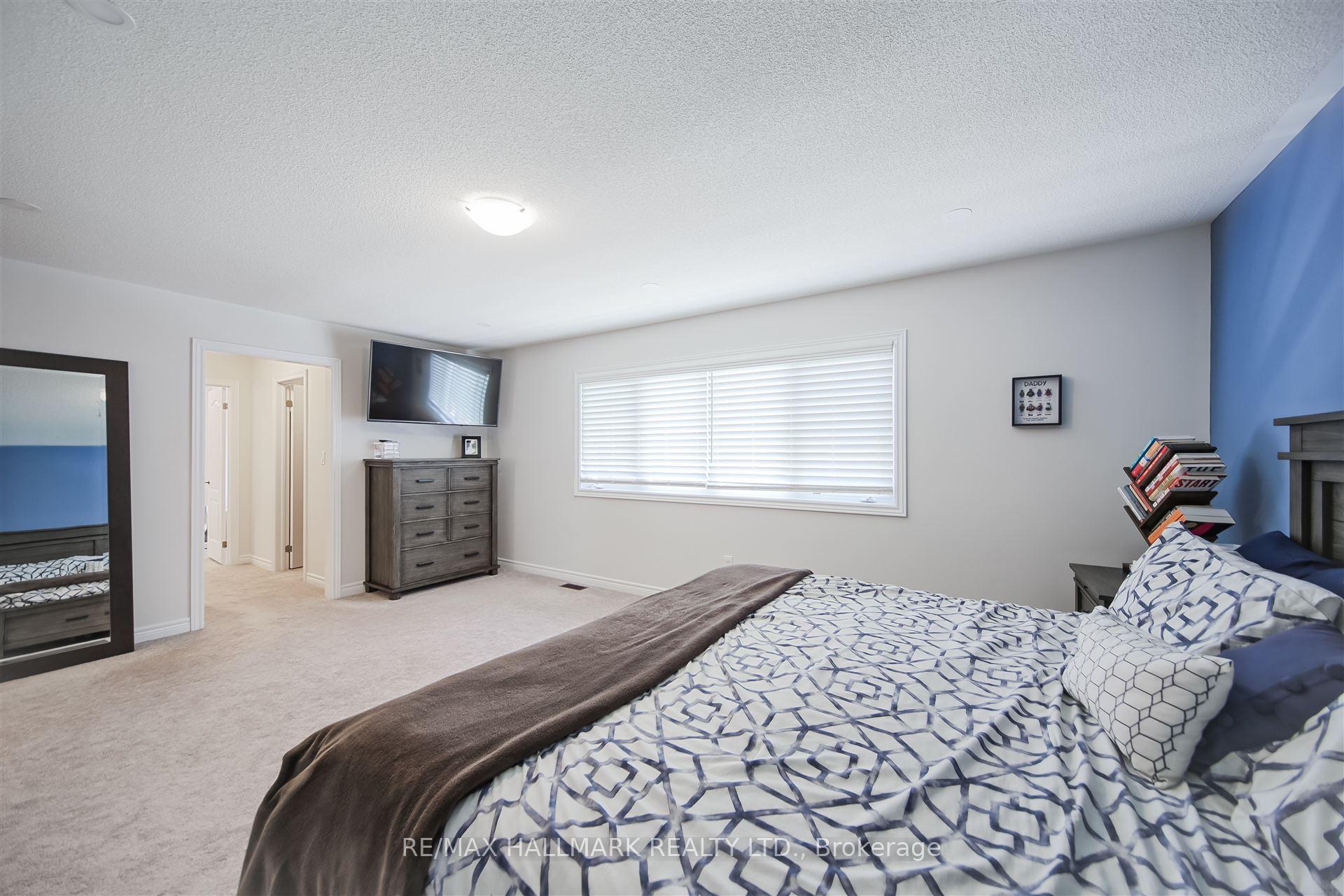 Photo 20 of 195 Danny Wheeler Boulevard, Georgina, Keswick North — HOMEH
