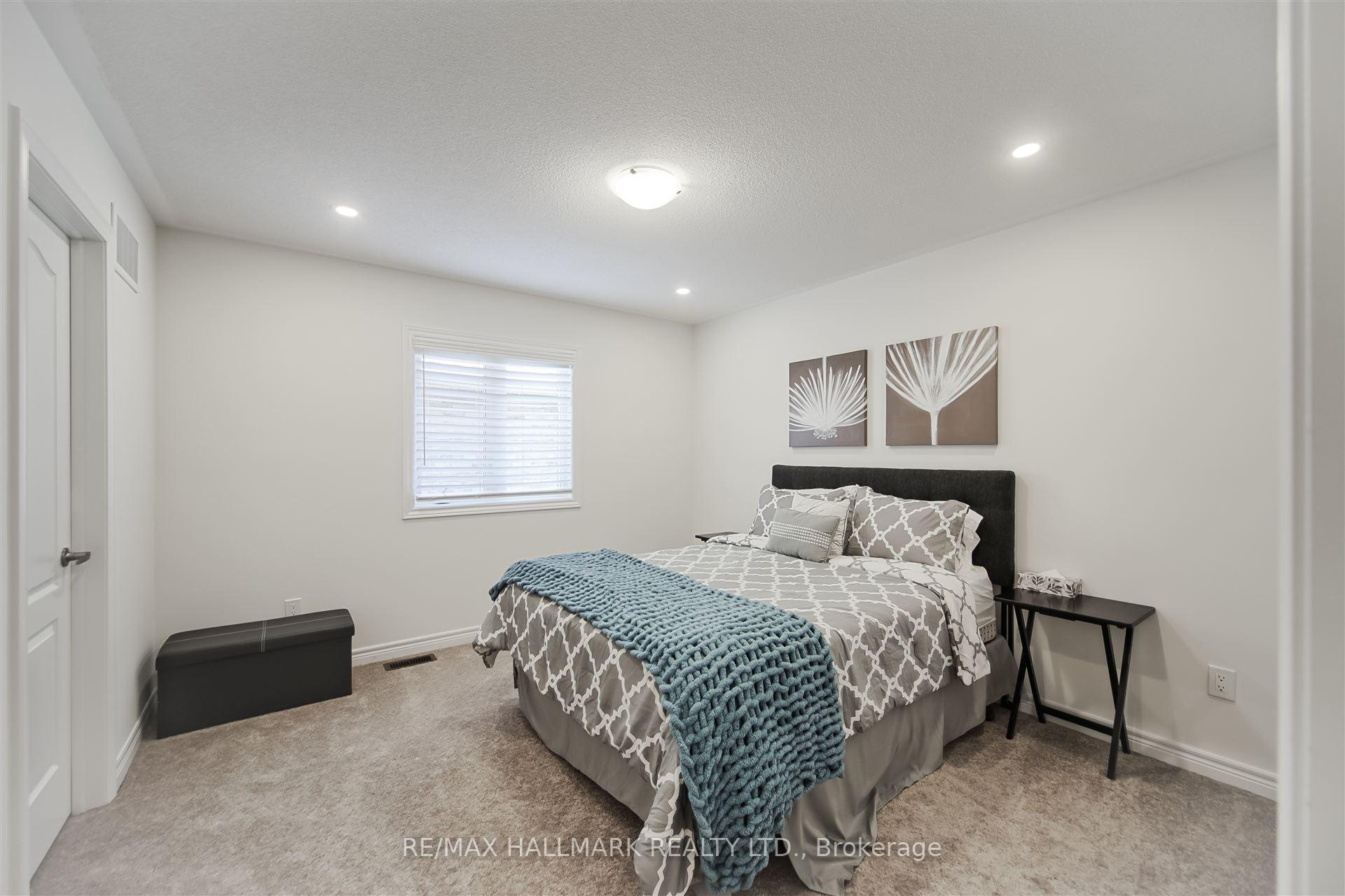 Photo 30 of 195 Danny Wheeler Boulevard, Georgina, Keswick North — HOMEH