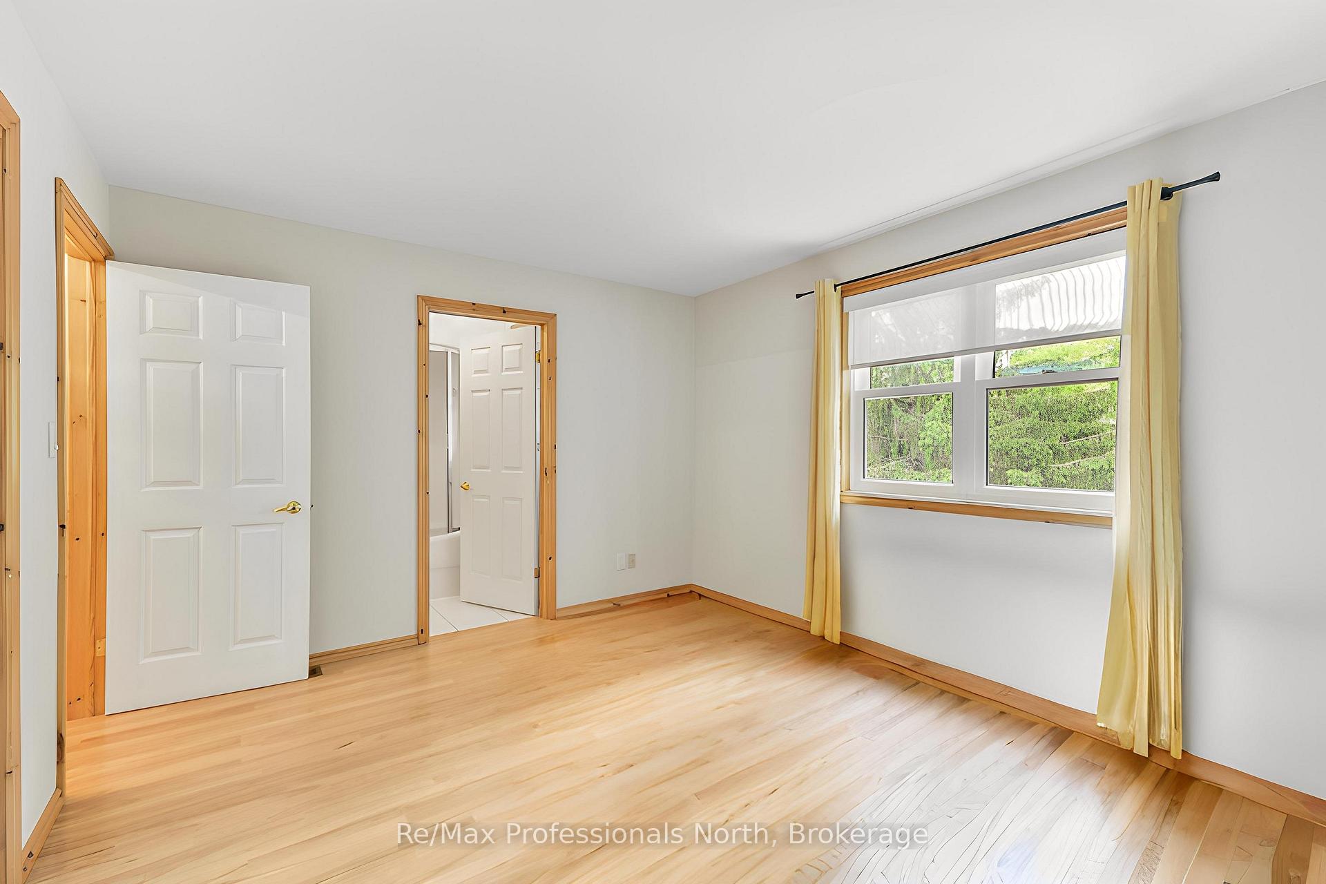 Photo 19 of 490 Brown Street, Gravenhurst, Muskoka (S) — HOMEH