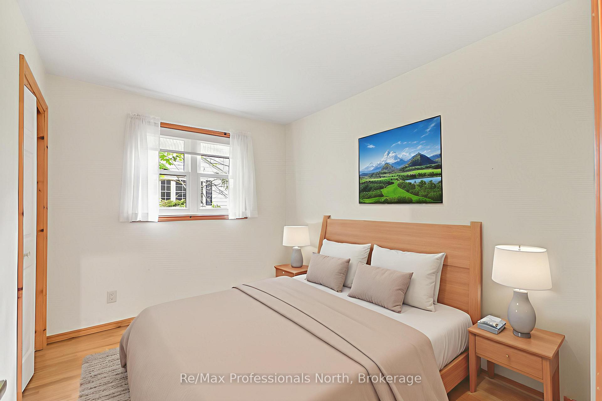 Photo 21 of 490 Brown Street, Gravenhurst, Muskoka (S) — HOMEH