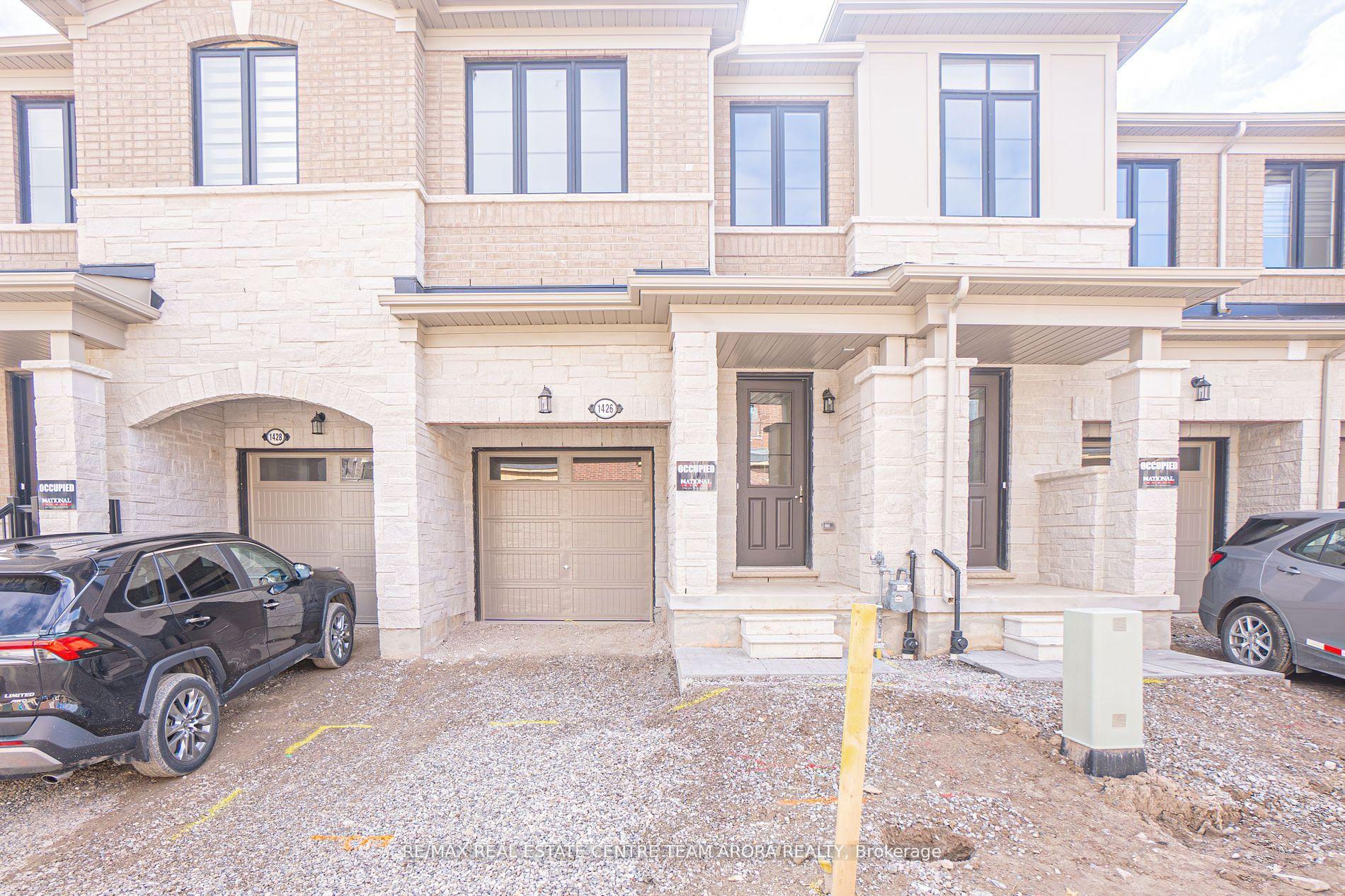 Front of 1426 Oakmont Common