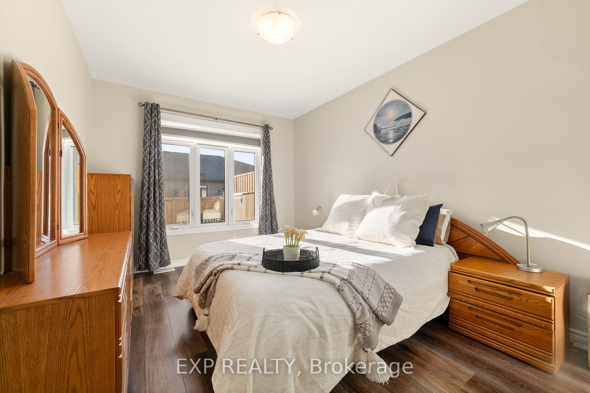 Photo 13 of 68 Covington Crescent, Belleville, Thurlow Ward — HOMEH