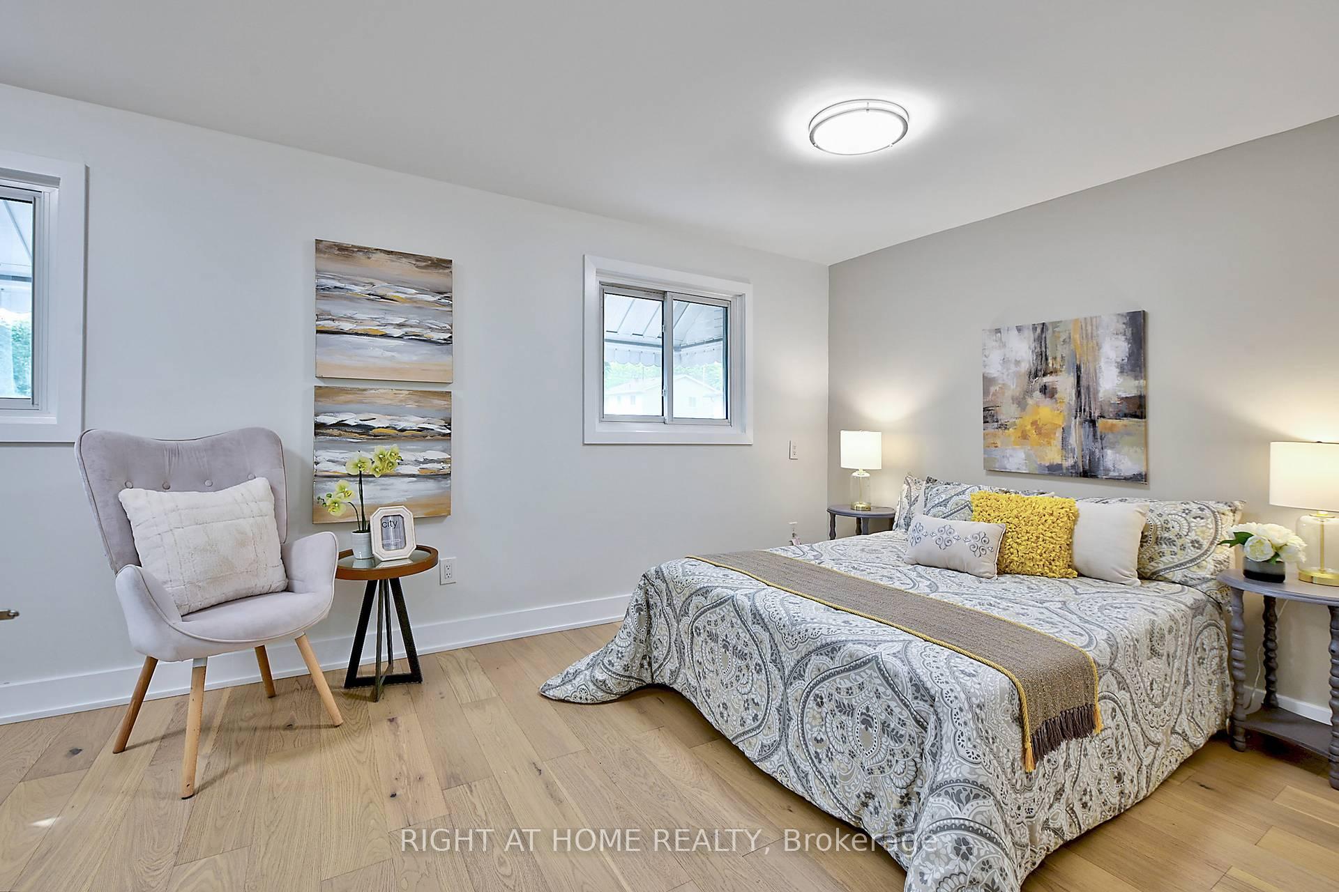 Photo 24 of 3185 Heathfield Drive, Burlington, Palmer — HOMEH