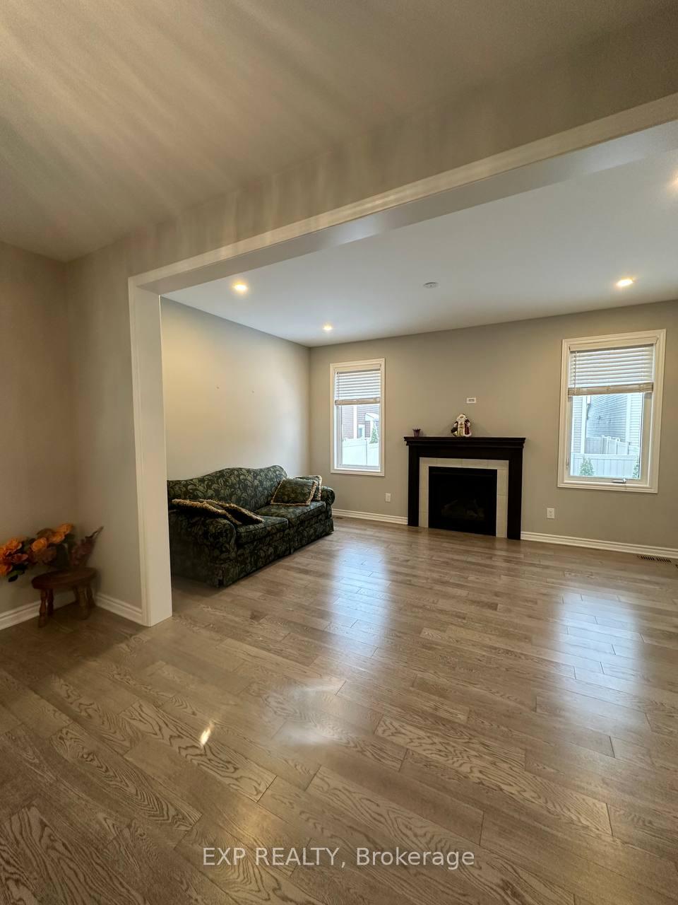 Photo 8 of 375 River Landing Avenue, Ottawa, Barrhaven - Half Moon Bay — HOMEH