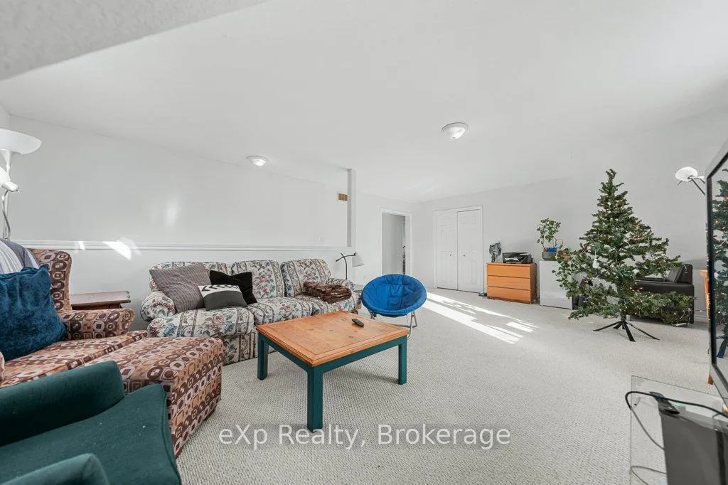 Photo 21 of 53 Truesdale Crescent, Guelph, Kortright West — HOMEH