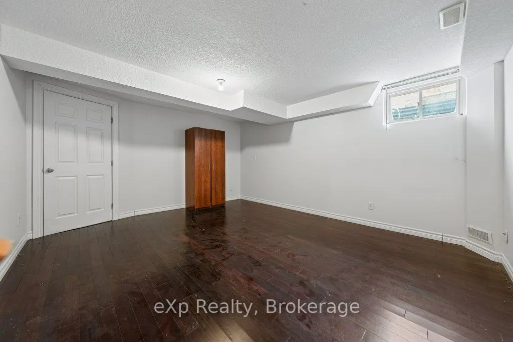 Photo 30 of 53 Truesdale Crescent, Guelph, Kortright West — HOMEH