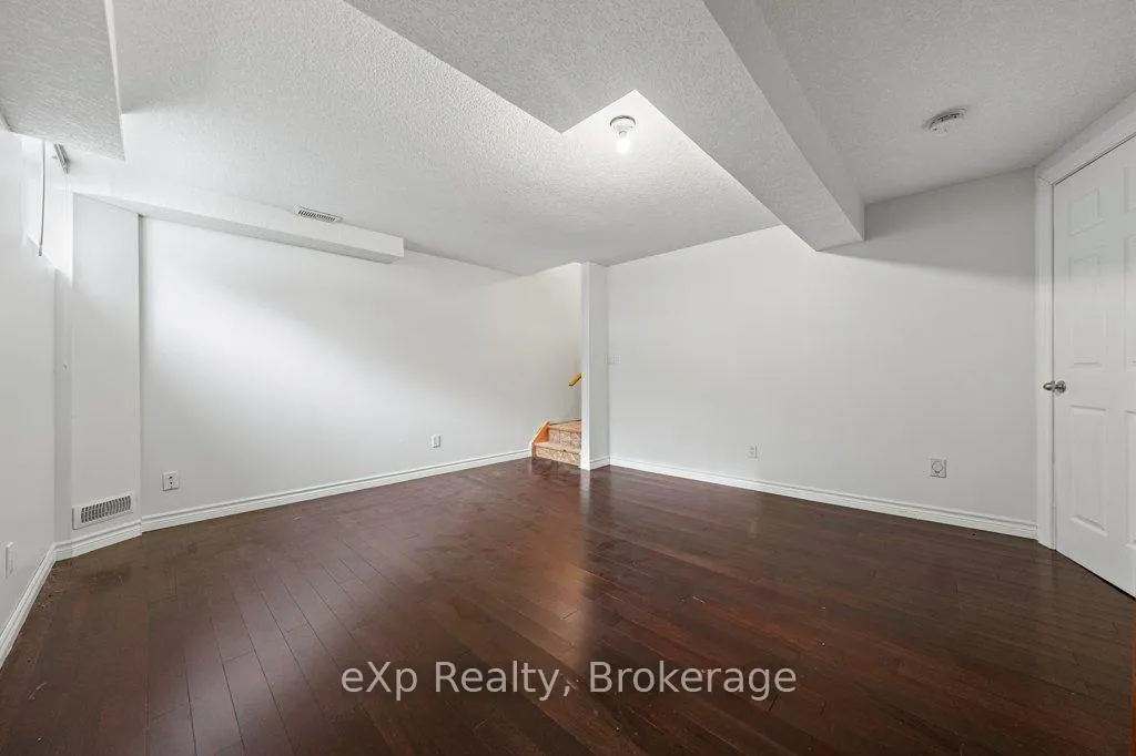 Photo 31 of 53 Truesdale Crescent, Guelph, Kortright West — HOMEH