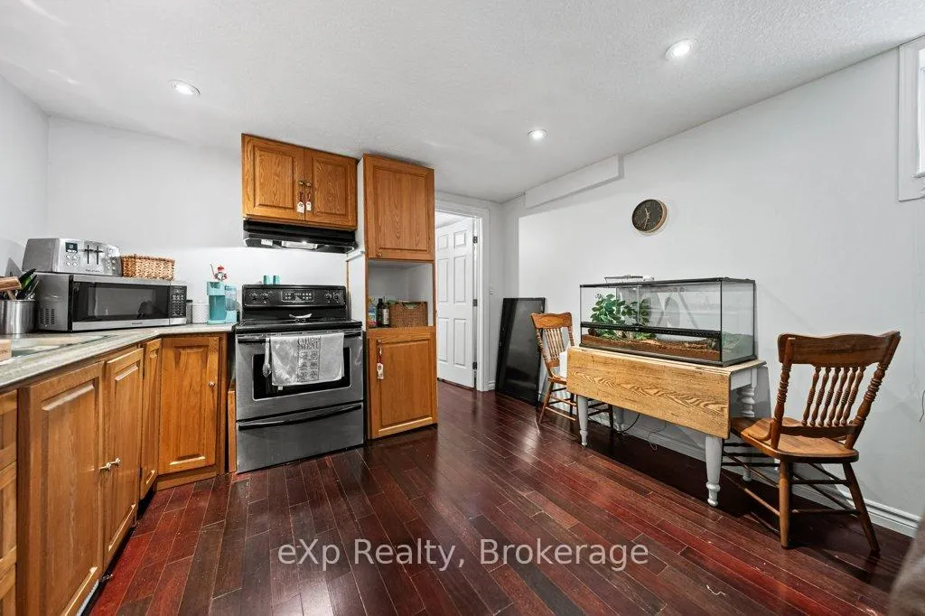 Photo 37 of 53 Truesdale Crescent, Guelph, Kortright West — HOMEH