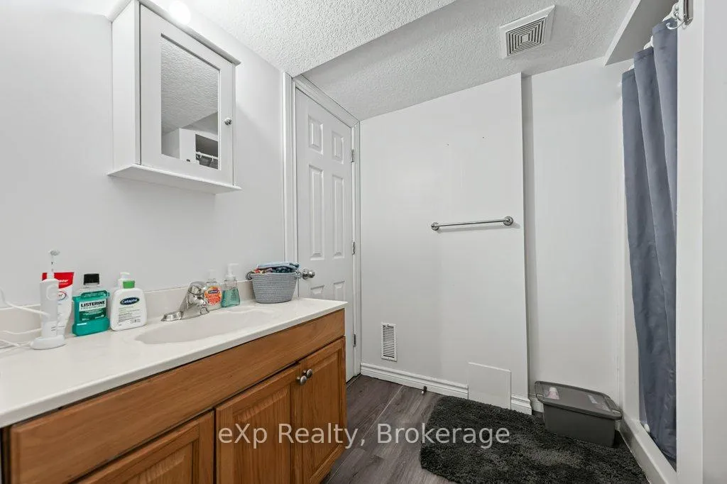 Photo 41 of 53 Truesdale Crescent, Guelph, Kortright West — HOMEH