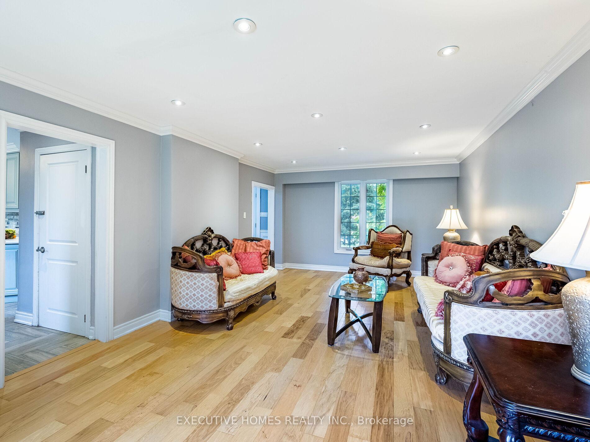 Photo 2 of 34 Kennedy Road, Caledon, Cheltenham — HOMEH