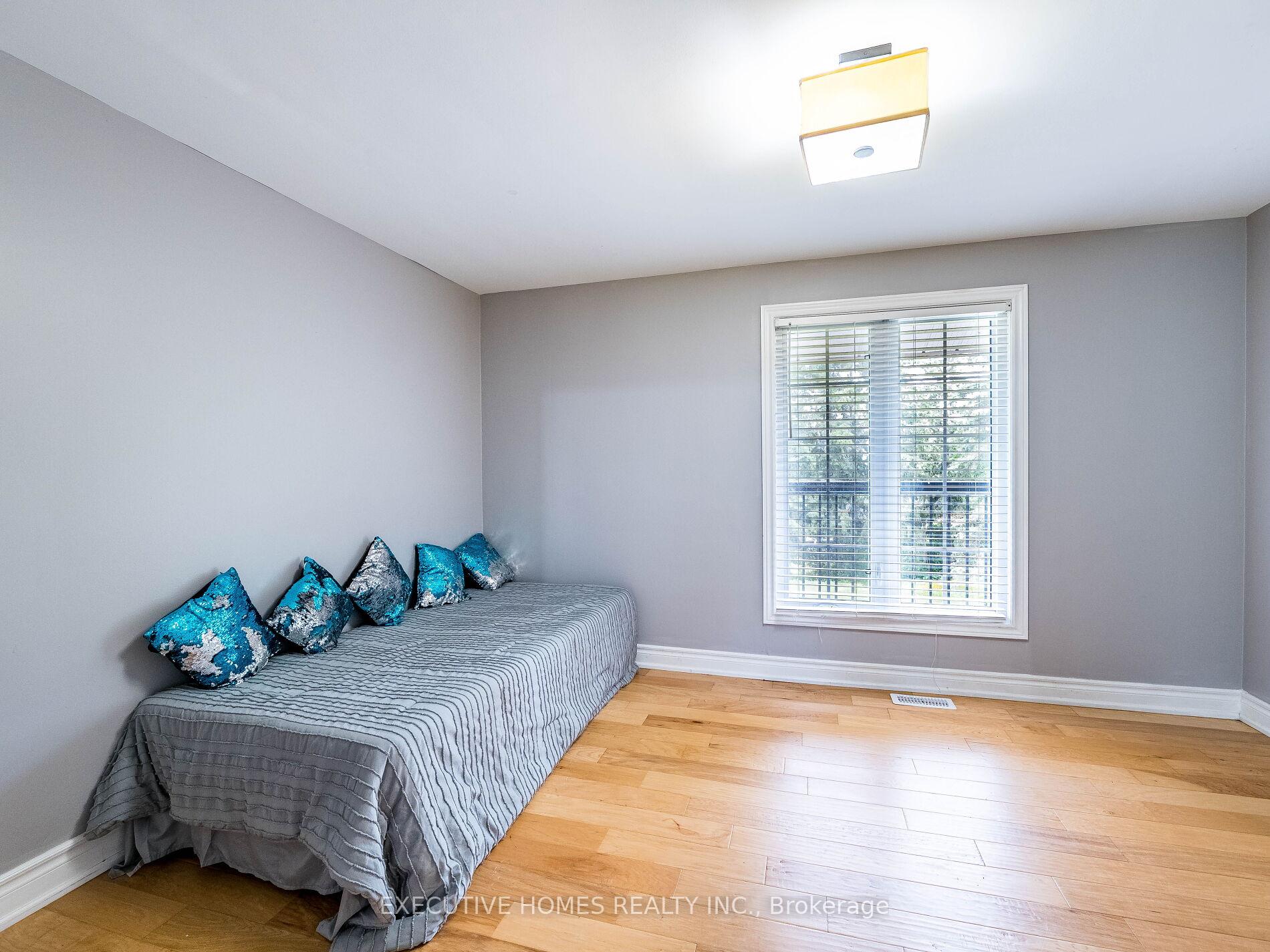 Photo 19 of 34 Kennedy Road, Caledon, Cheltenham — HOMEH