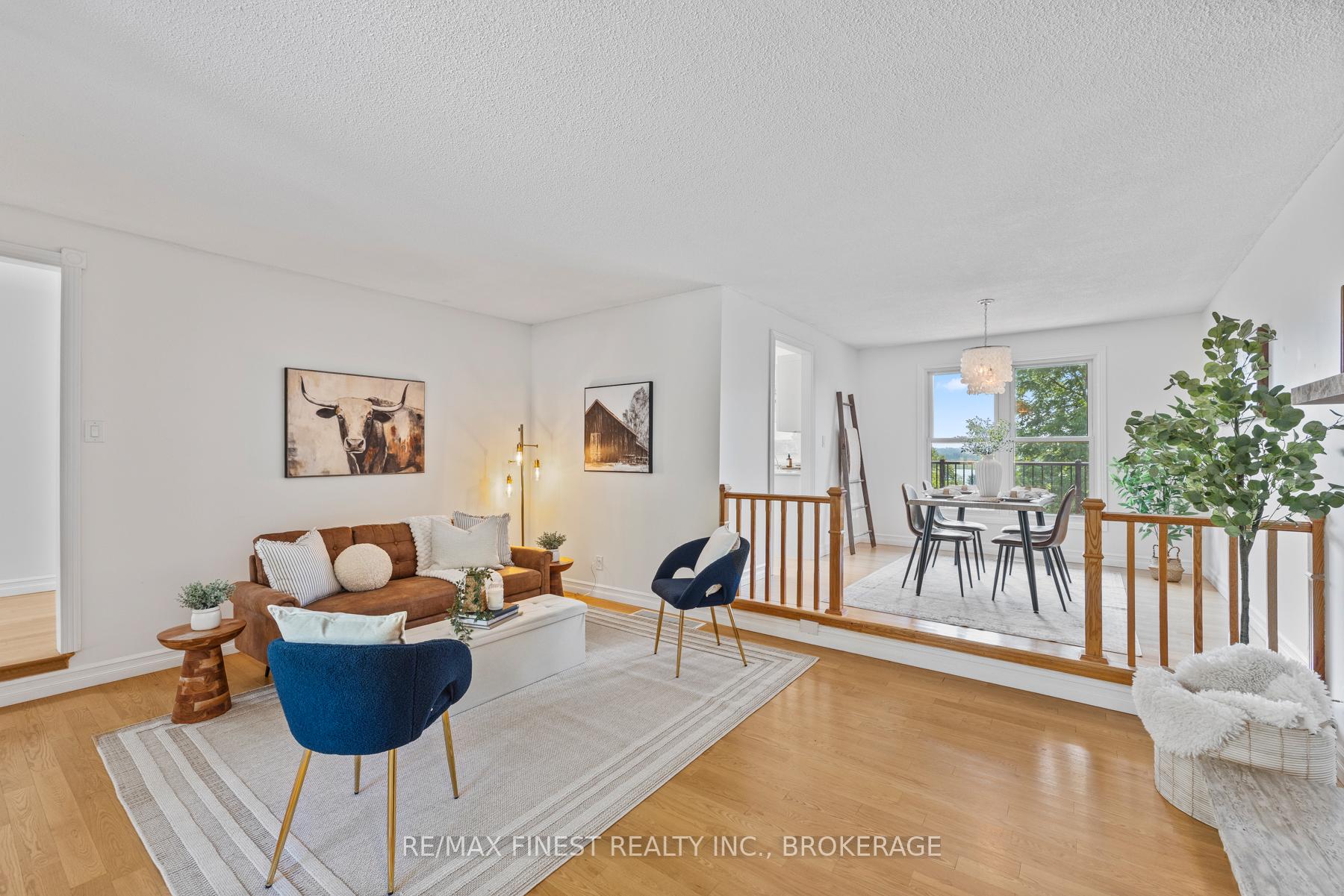 Photo 7 of 3743 Maple Crest Court, Frontenac, Frontenac South — HOMEH