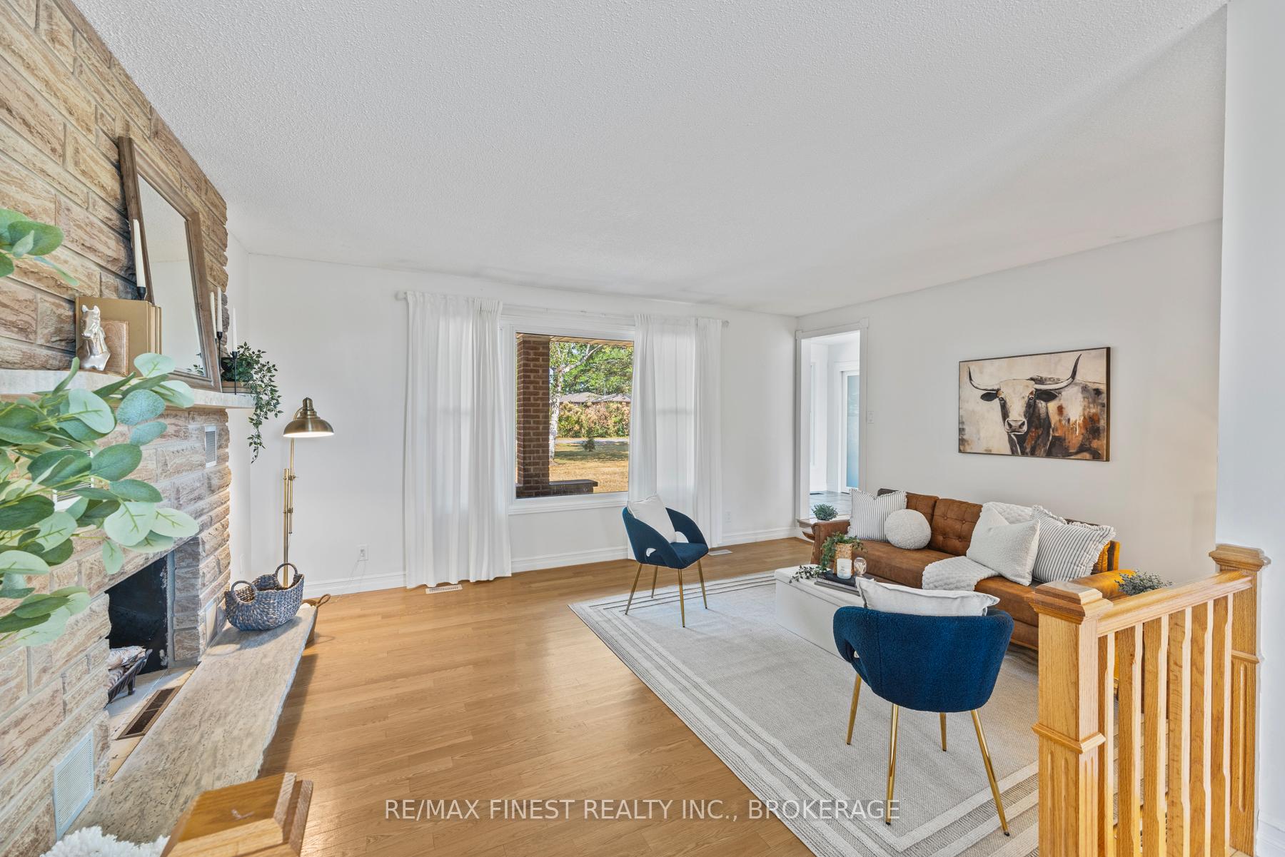 Photo 13 of 3743 Maple Crest Court, Frontenac, Frontenac South — HOMEH