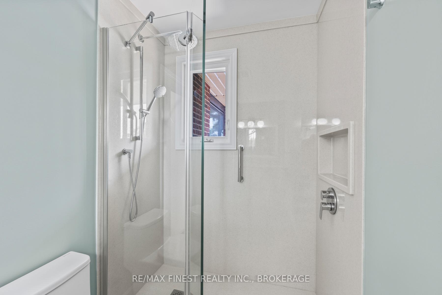 Photo 28 of 3743 Maple Crest Court, Frontenac, Frontenac South — HOMEH