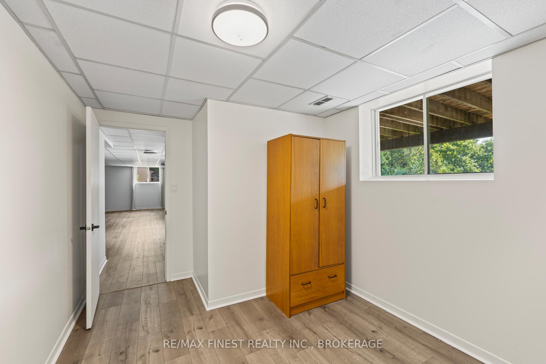 Photo 36 of 3743 Maple Crest Court, Frontenac, Frontenac South — HOMEH