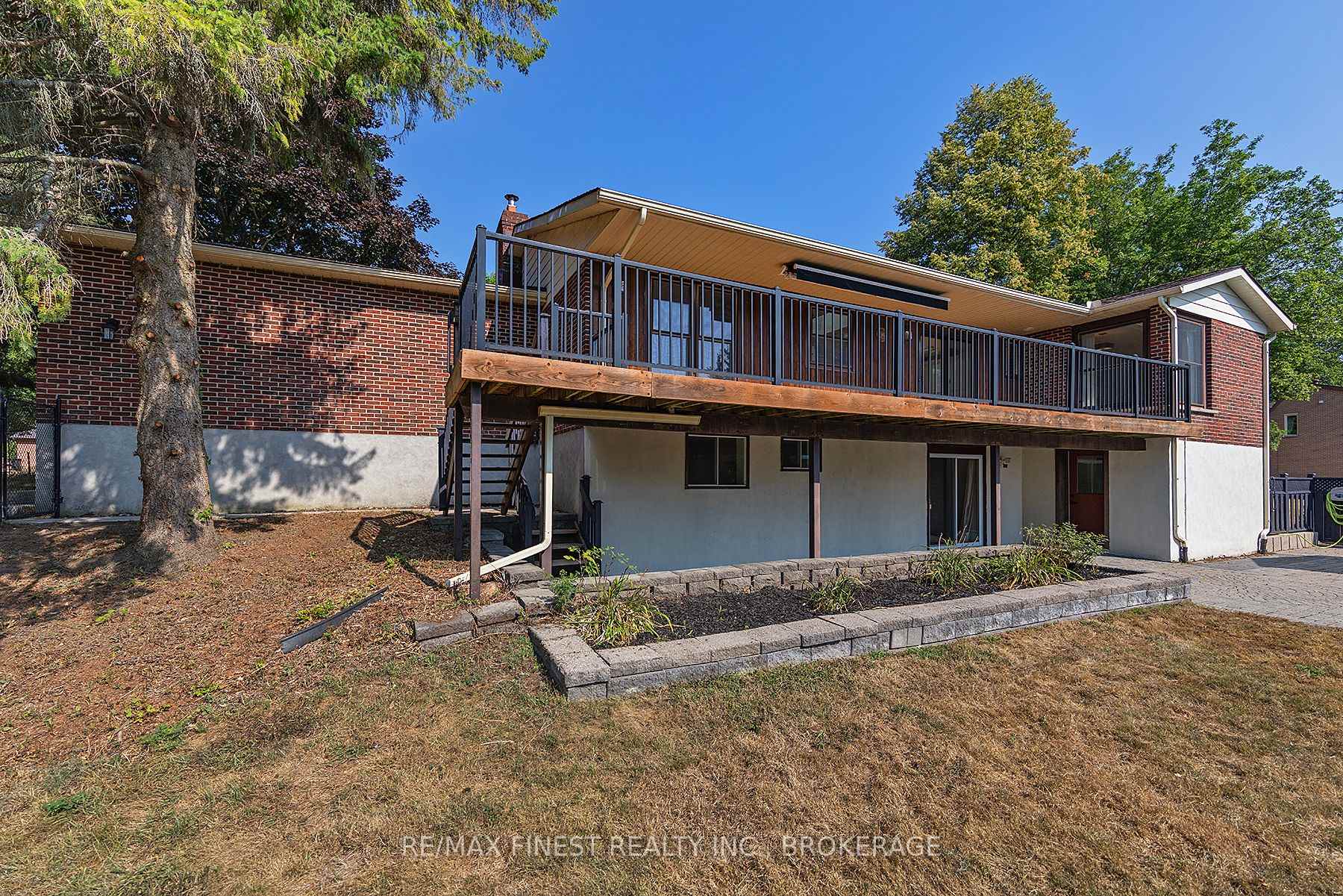 Photo 39 of 3743 Maple Crest Court, Frontenac, Frontenac South — HOMEH
