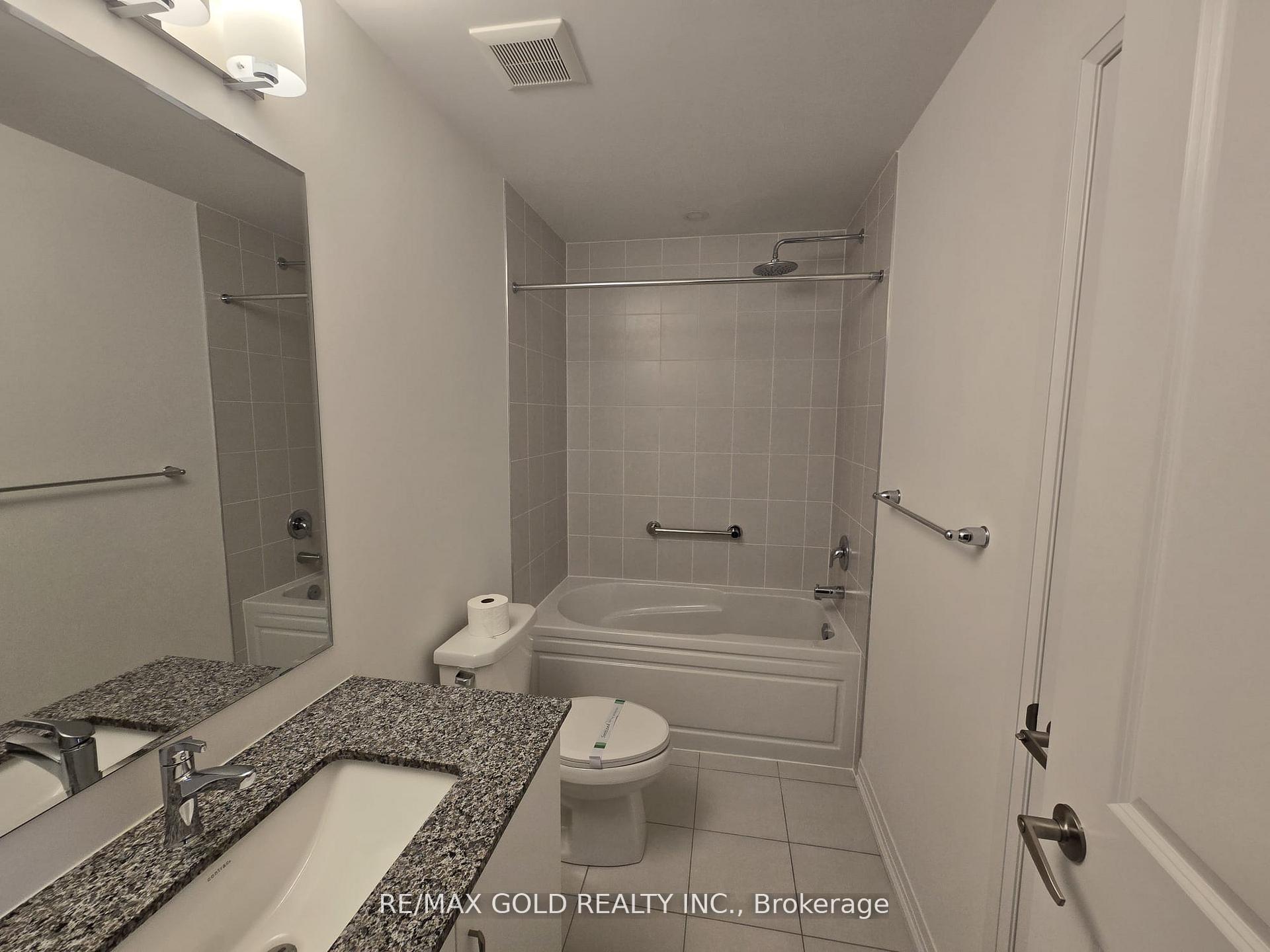 Photo 20 of 25 Moosehead Drive, Brampton, Northwest Brampton — HOMEH