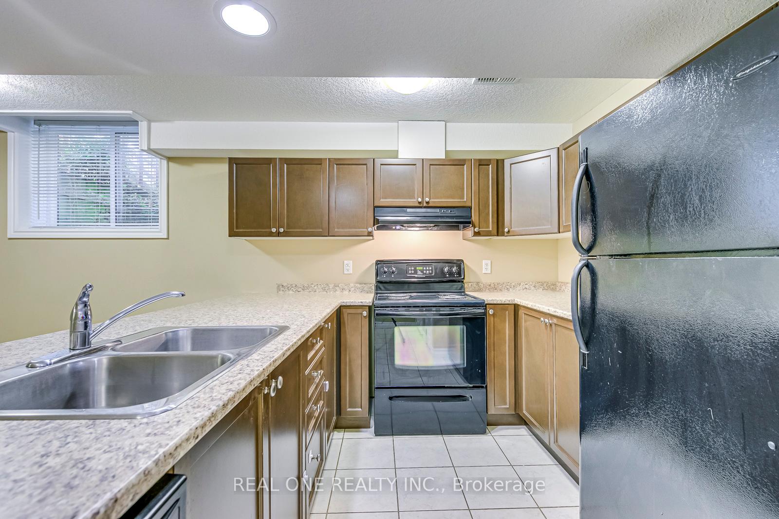 Photo 10 of Unit Basement, 55 Wideman Boulevard, Guelph, Victoria North — HOMEH
