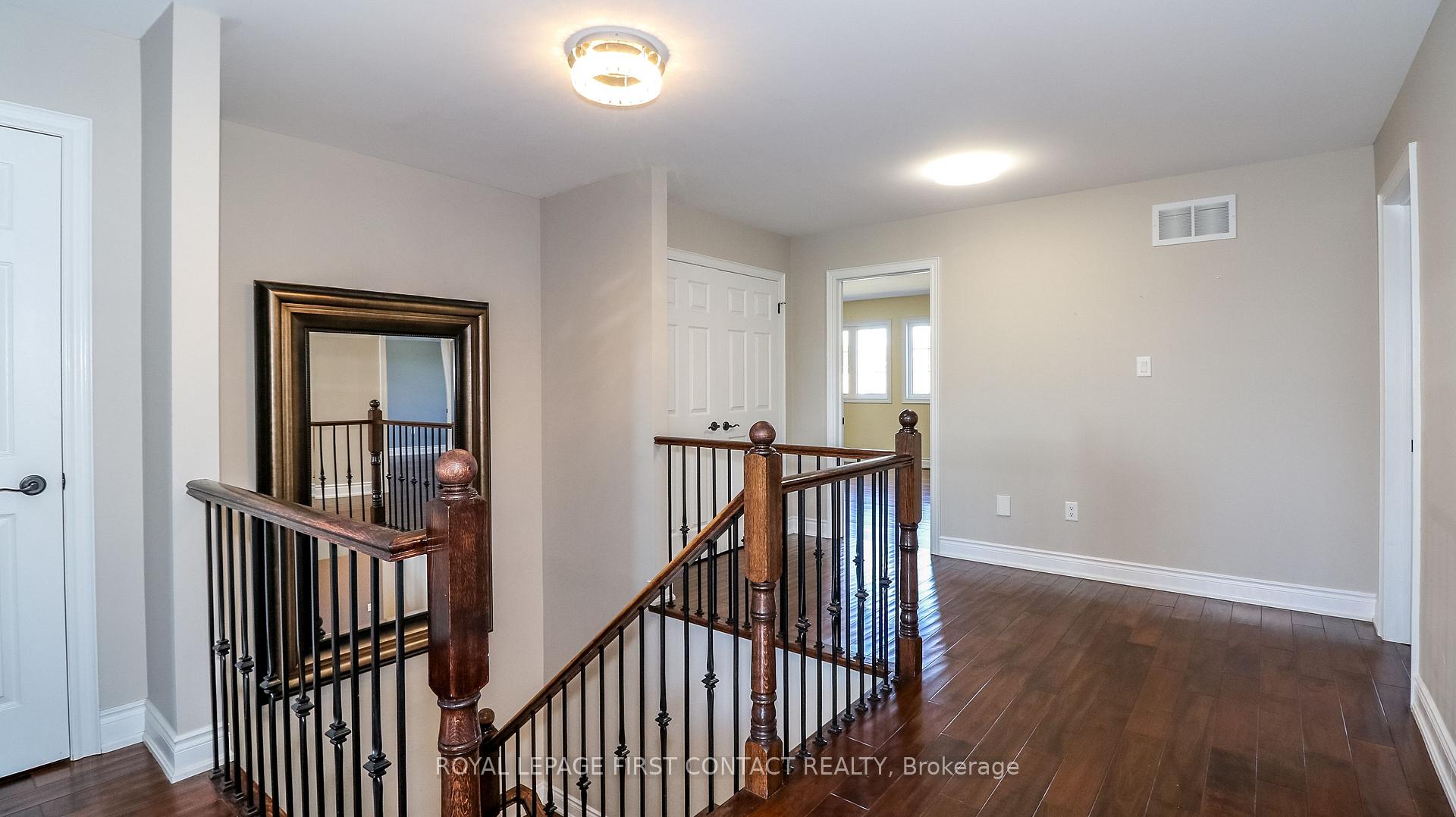 Photo 31 of 41 Commonwealth Road, Barrie, Innis-Shore — HOMEH
