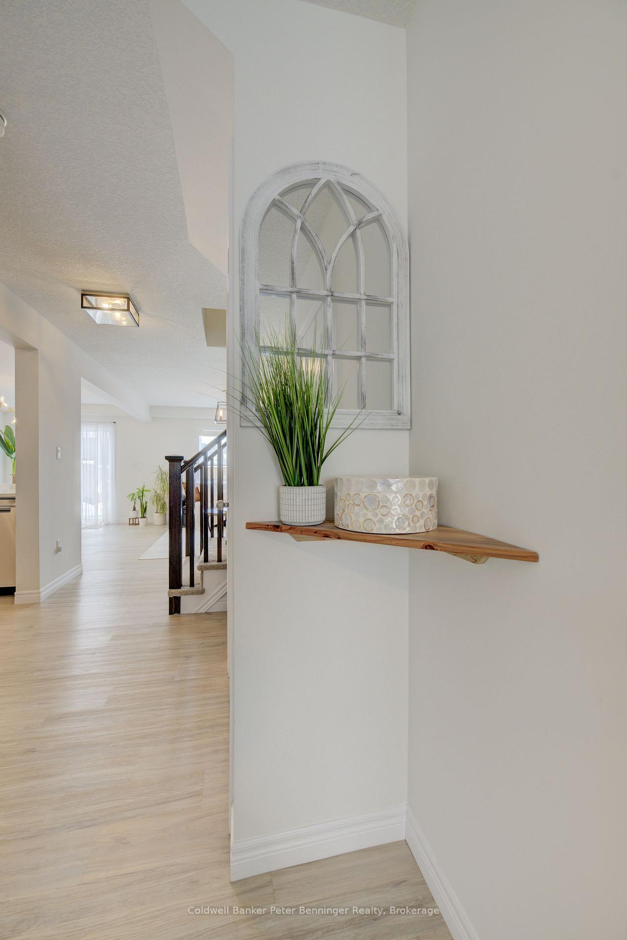 Photo 6 of 27 Arlington Parkway, Brant, Paris — HOMEH